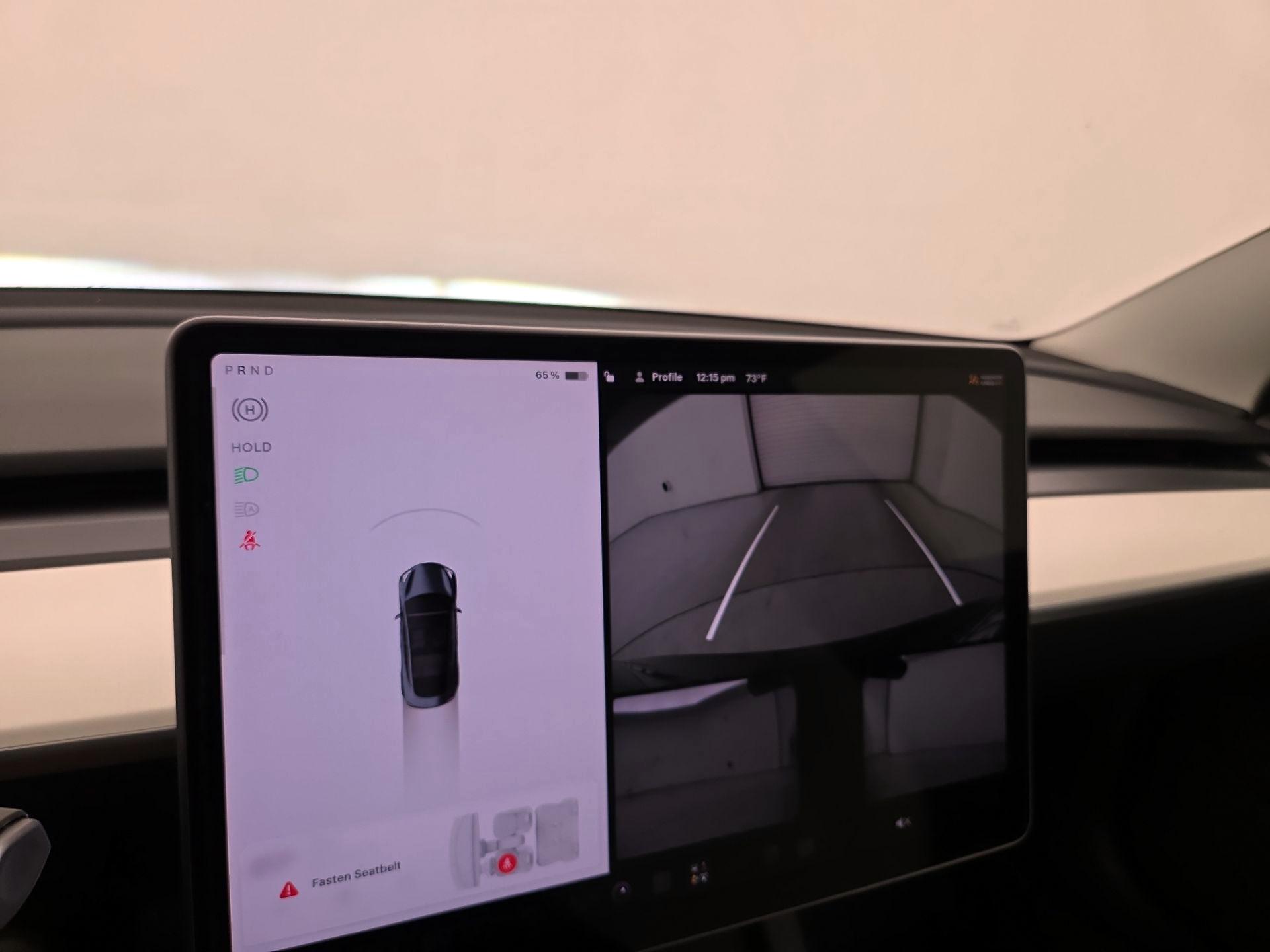 Thumbnail: 2022 Tesla Model 3 - 14