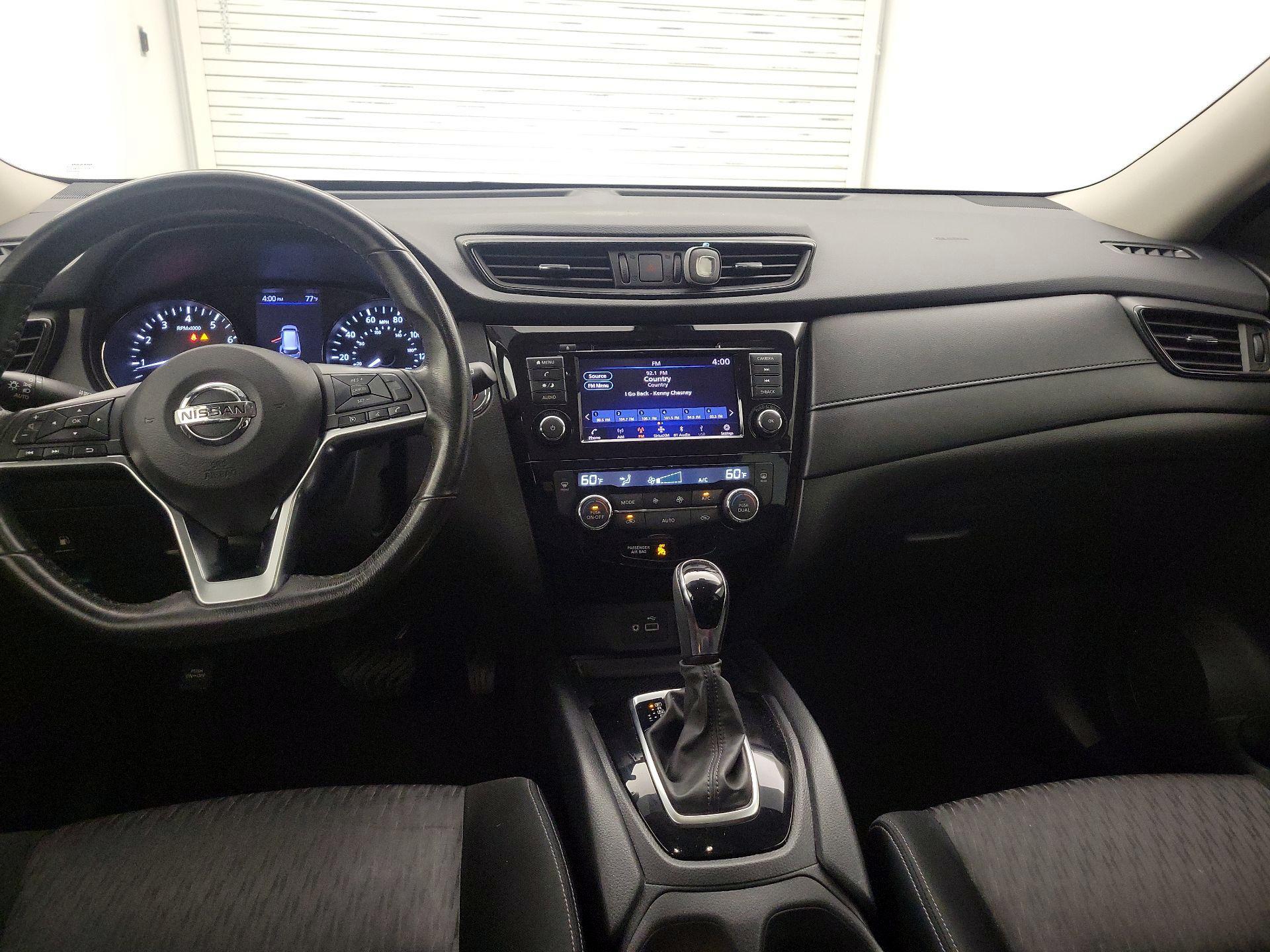 Thumbnail: 2019 Nissan Rogue - 9
