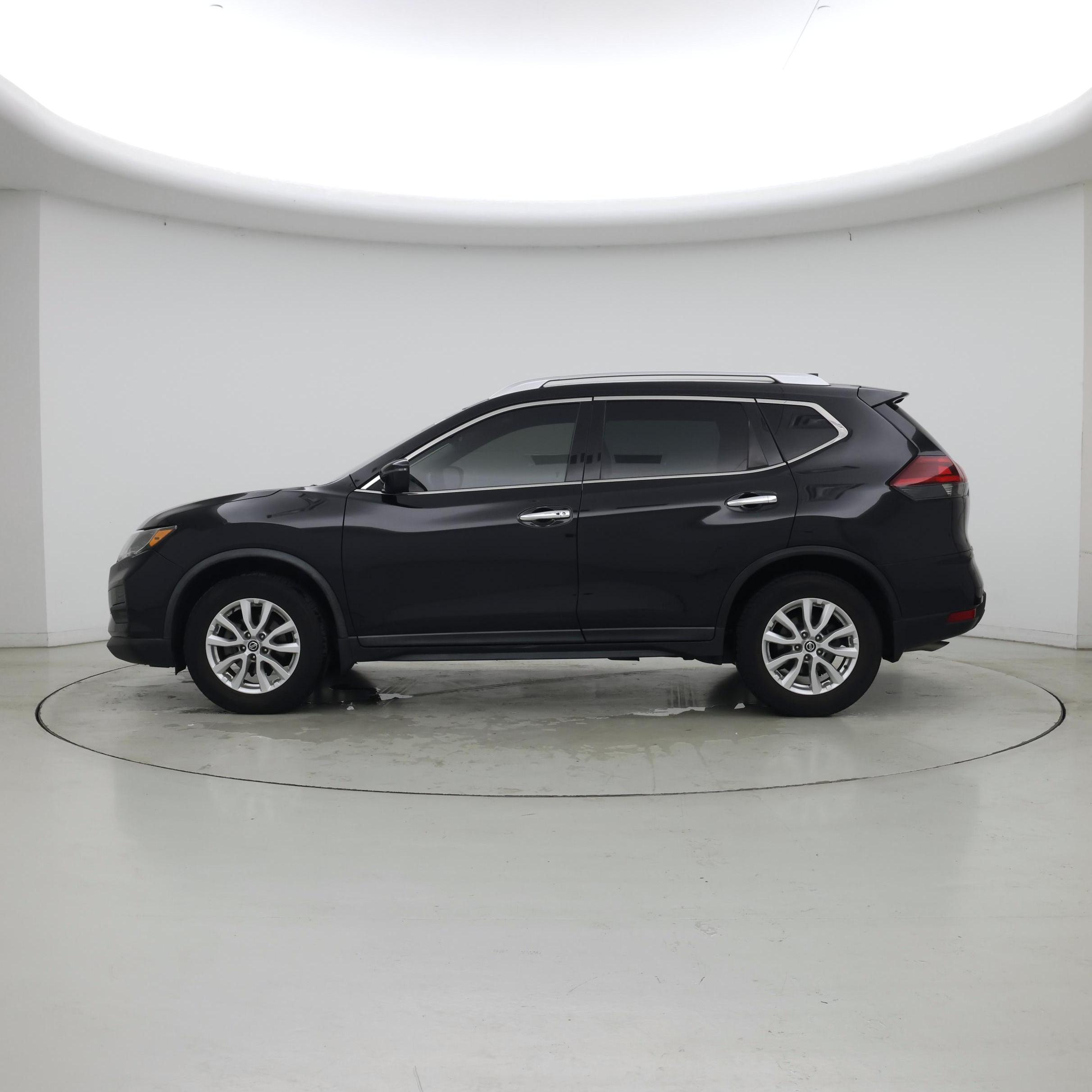 Thumbnail: 2019 Nissan Rogue - 3