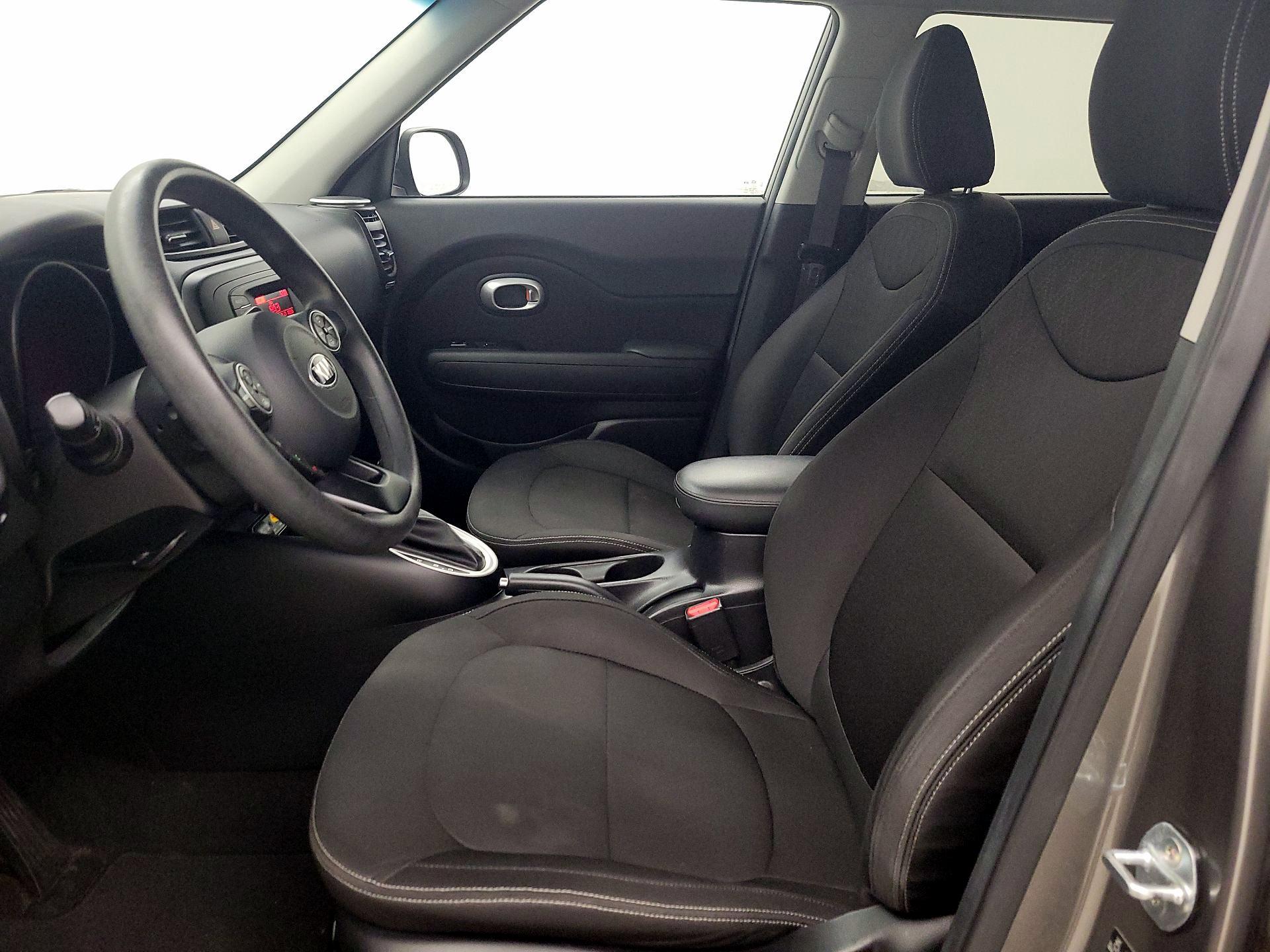 Thumbnail: 2016 Kia Soul - 11