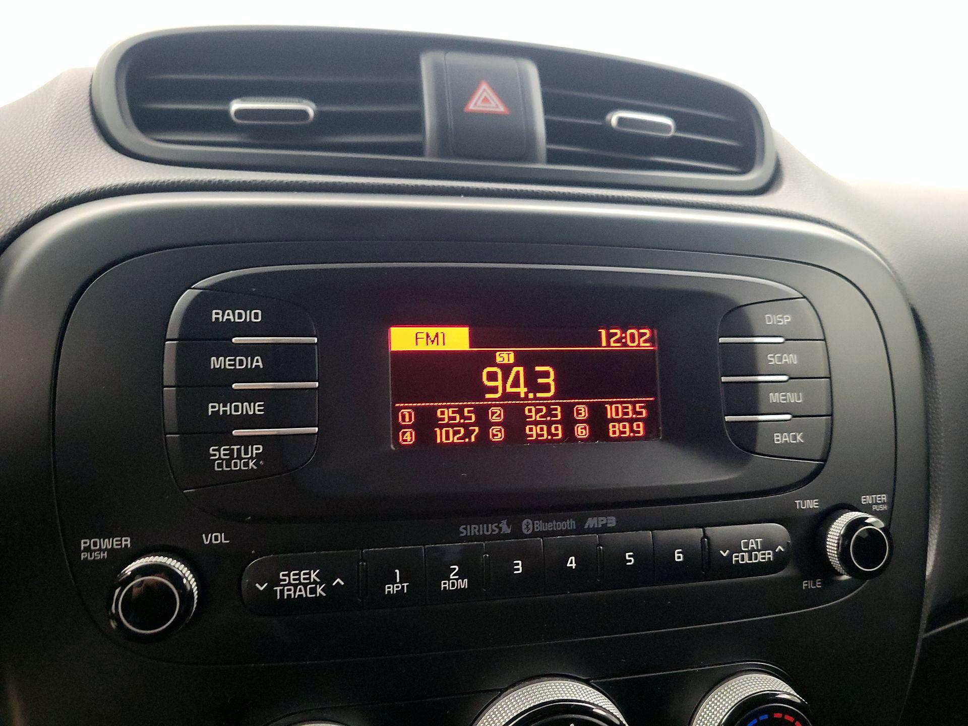 Thumbnail: 2016 Kia Soul - 14