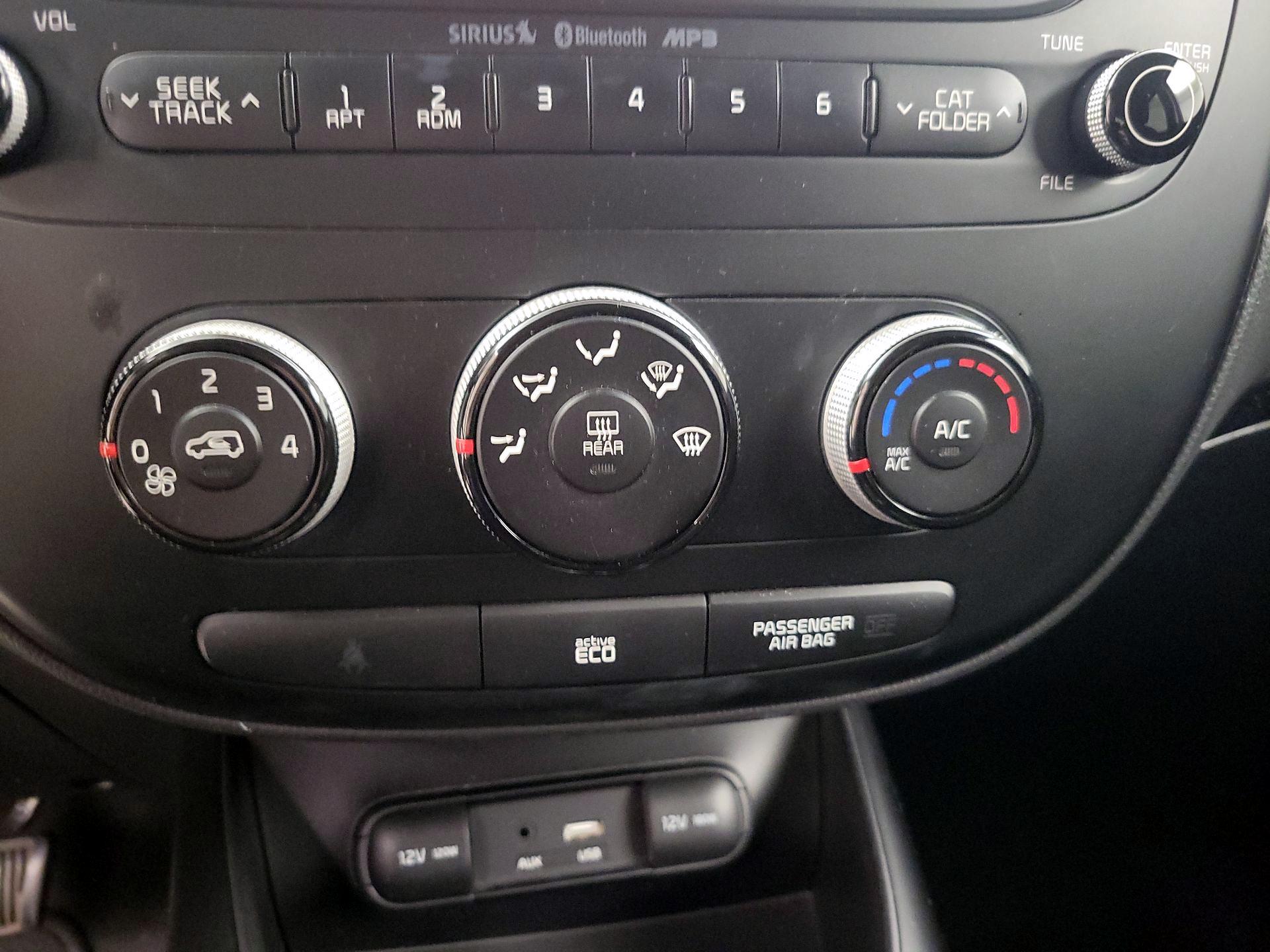 Thumbnail: 2016 Kia Soul - 15