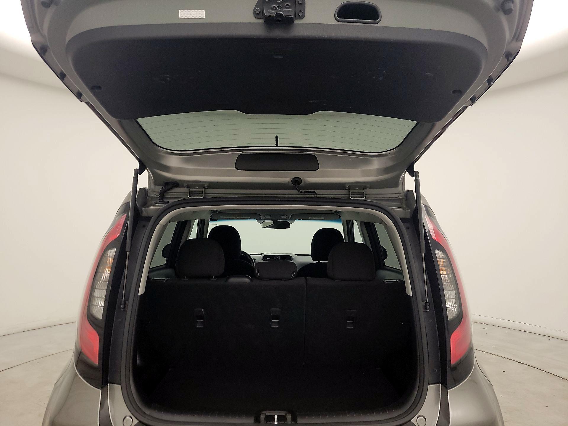 Thumbnail: 2016 Kia Soul - 19