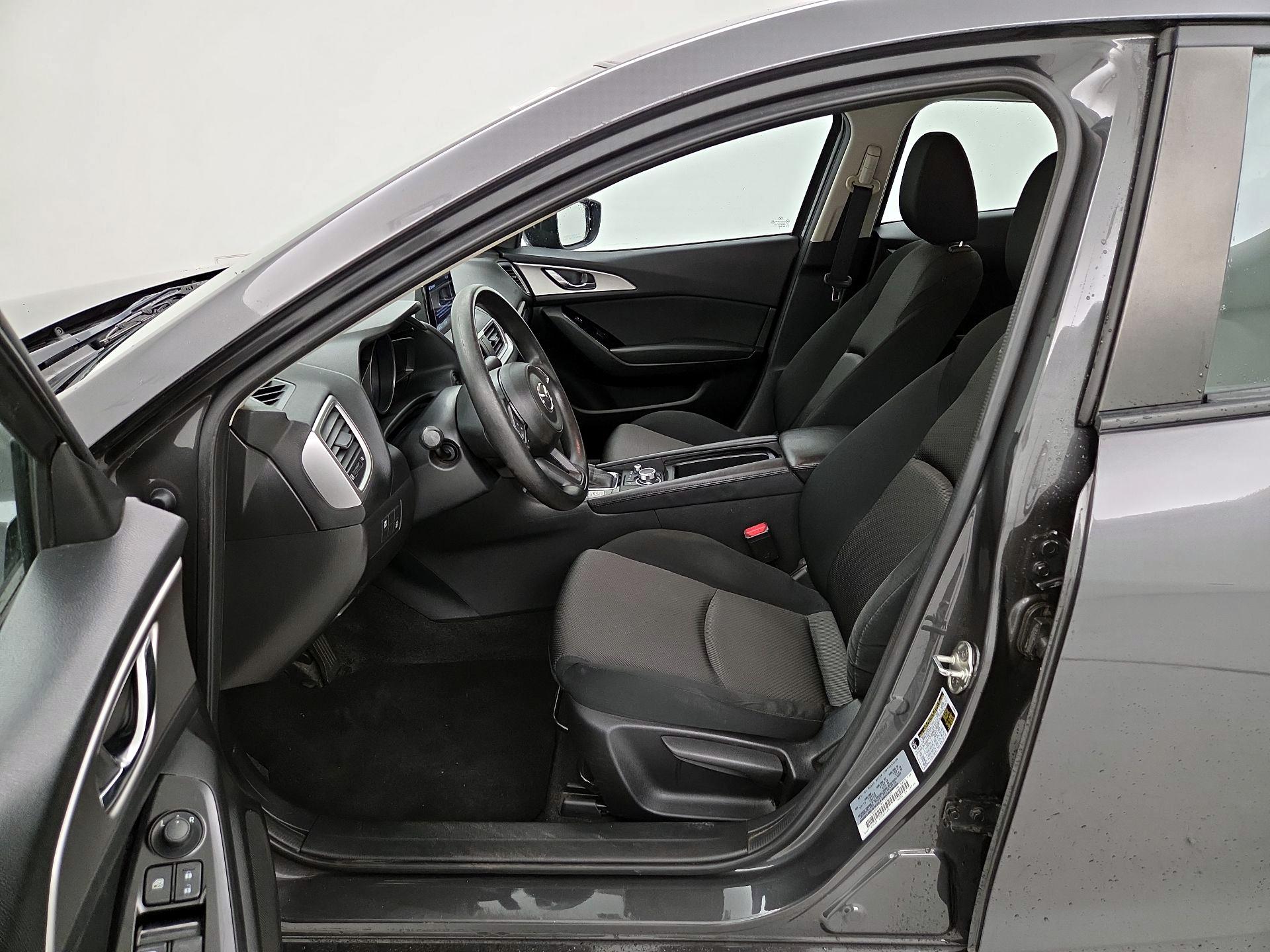 Thumbnail: 2017 Mazda Mazda3 - 11