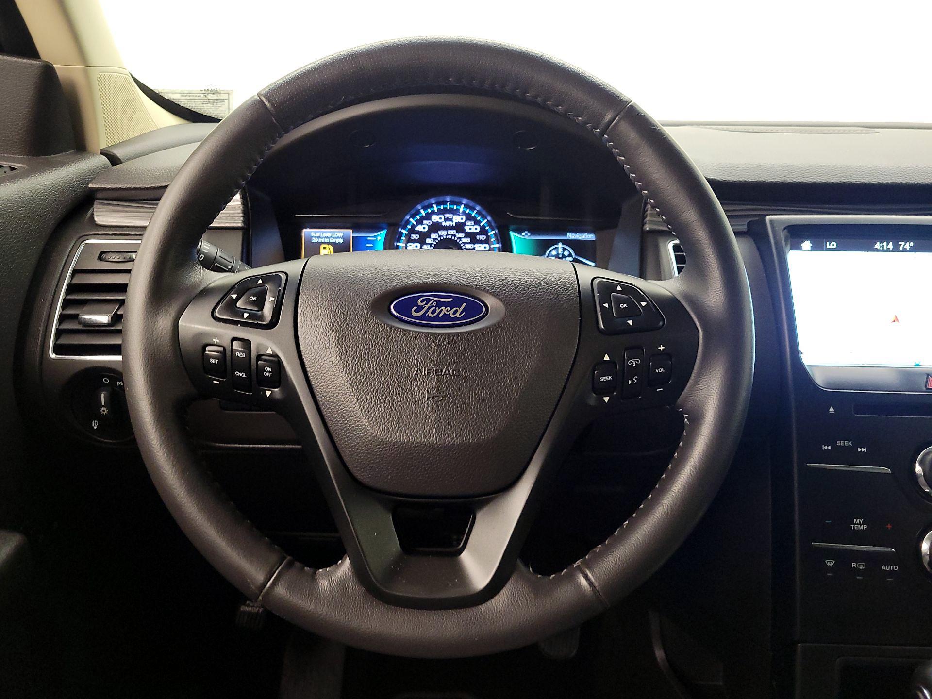 Thumbnail: 2018 Ford Flex - 10