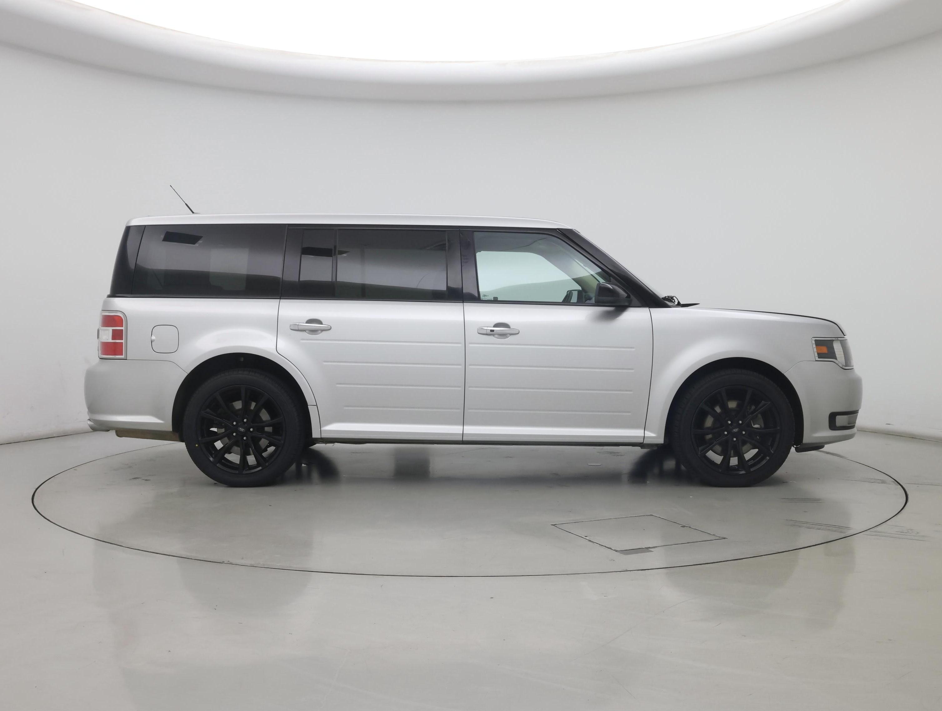 Thumbnail: 2018 Ford Flex - 7