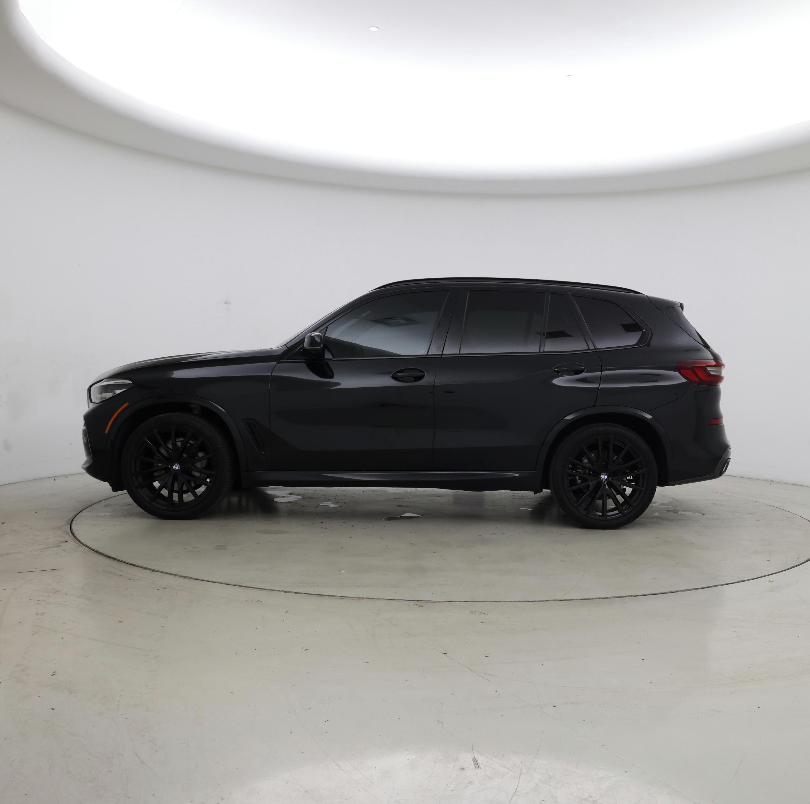 Thumbnail: 2023 BMW X5 - 3