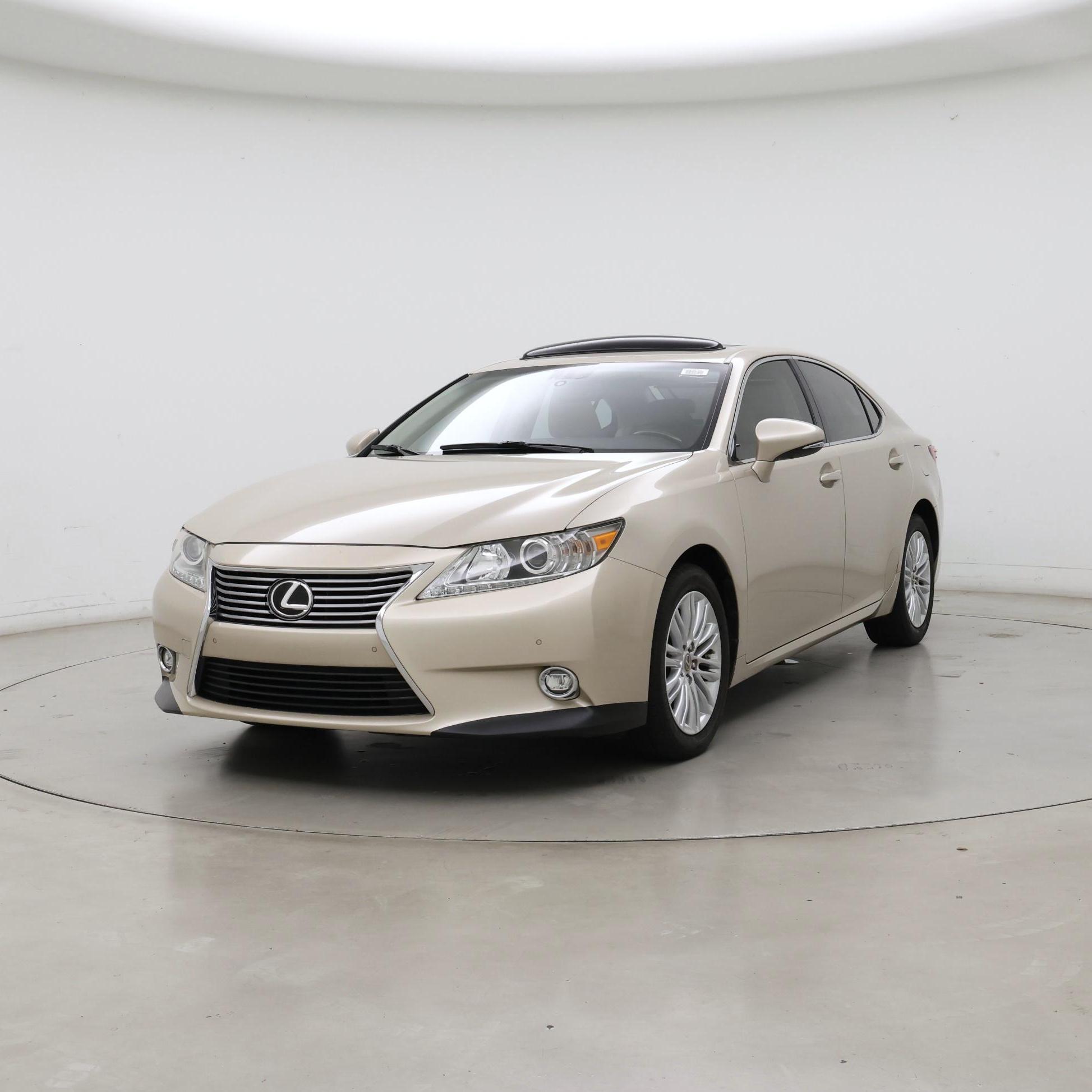 Thumbnail: 2014 Lexus ES - 4