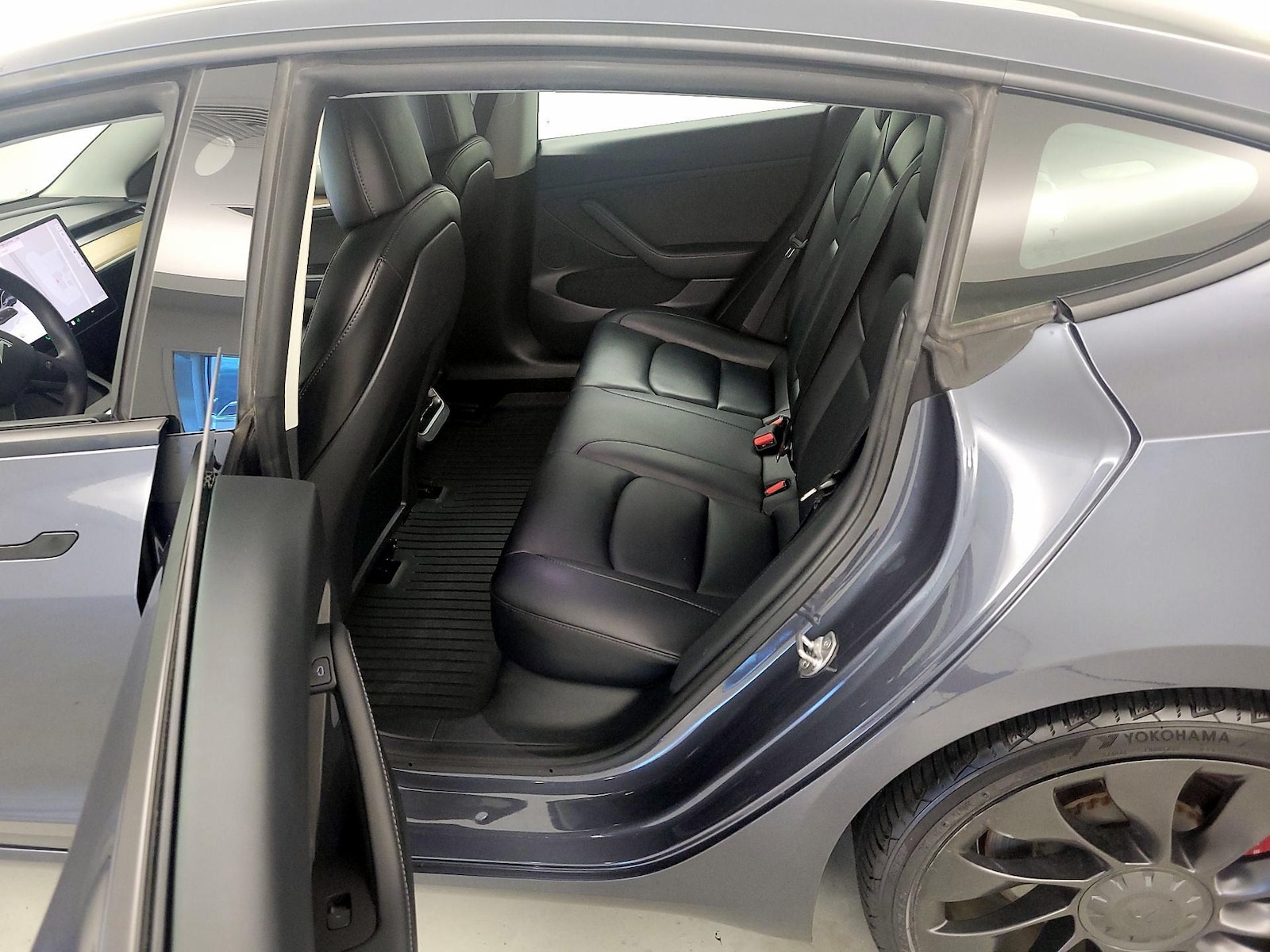 2022 Tesla Model 3 Performance - Photo 21