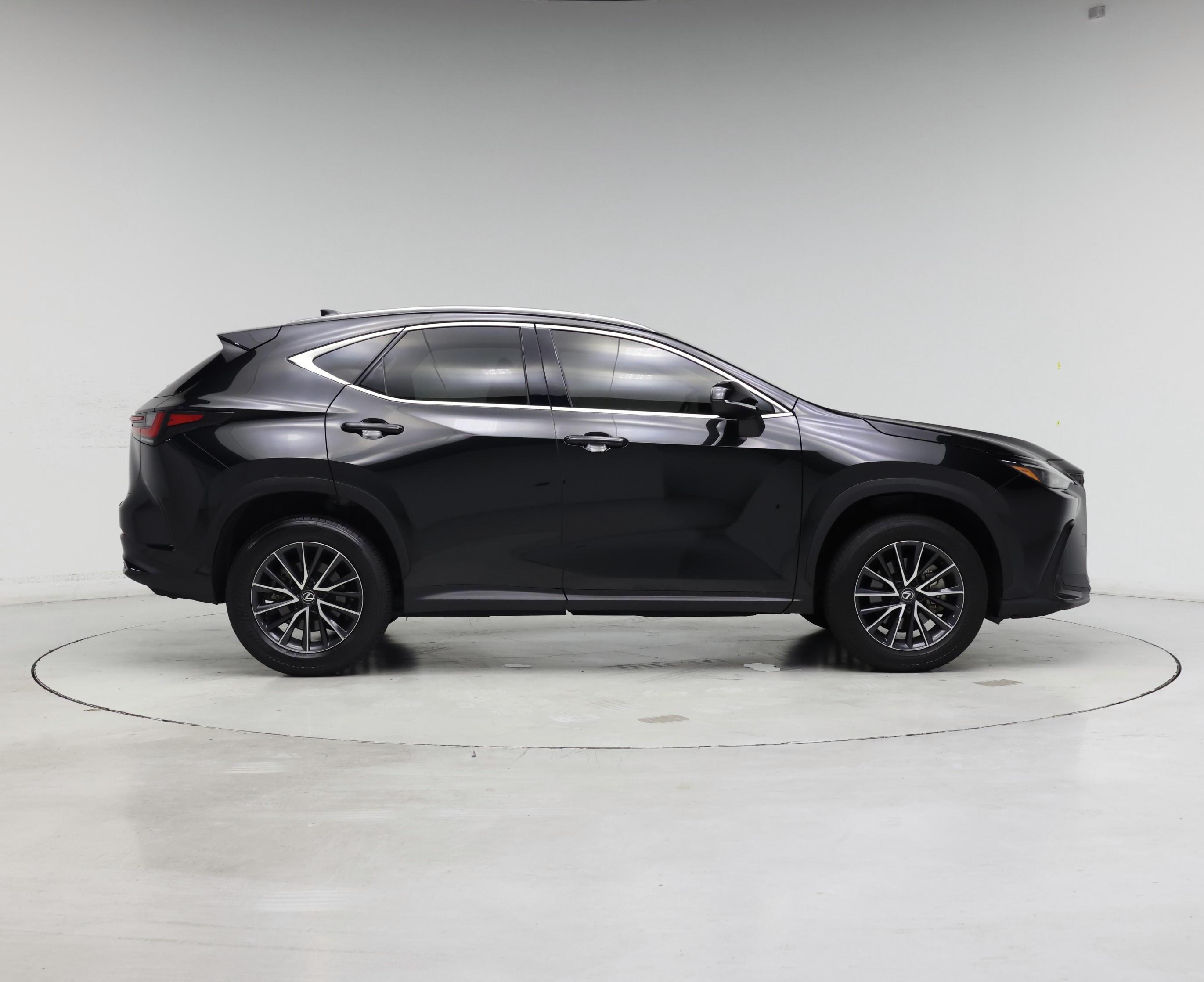 Thumbnail: 2024 Lexus NX - 7