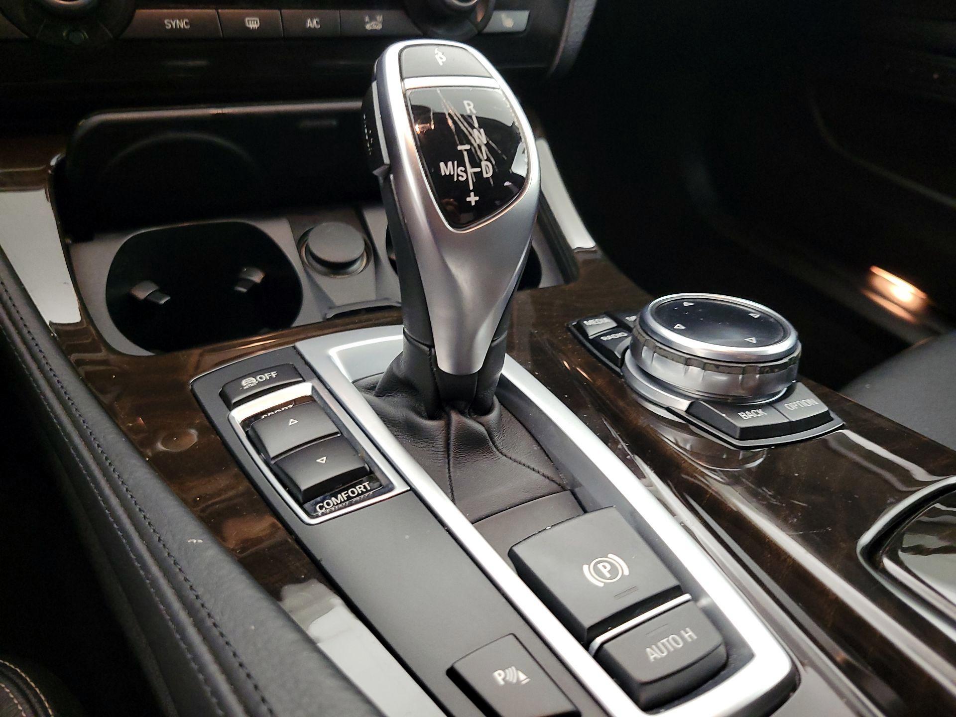 Thumbnail: 2014 BMW 5 Series - 18