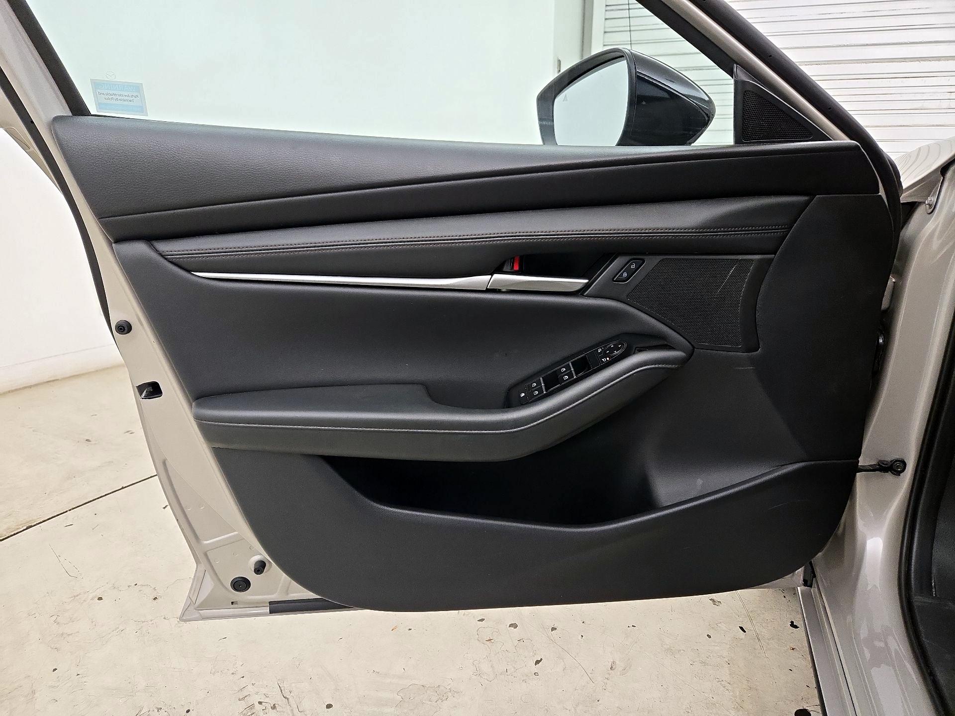 Thumbnail: 2025 Mazda Mazda3 - 12