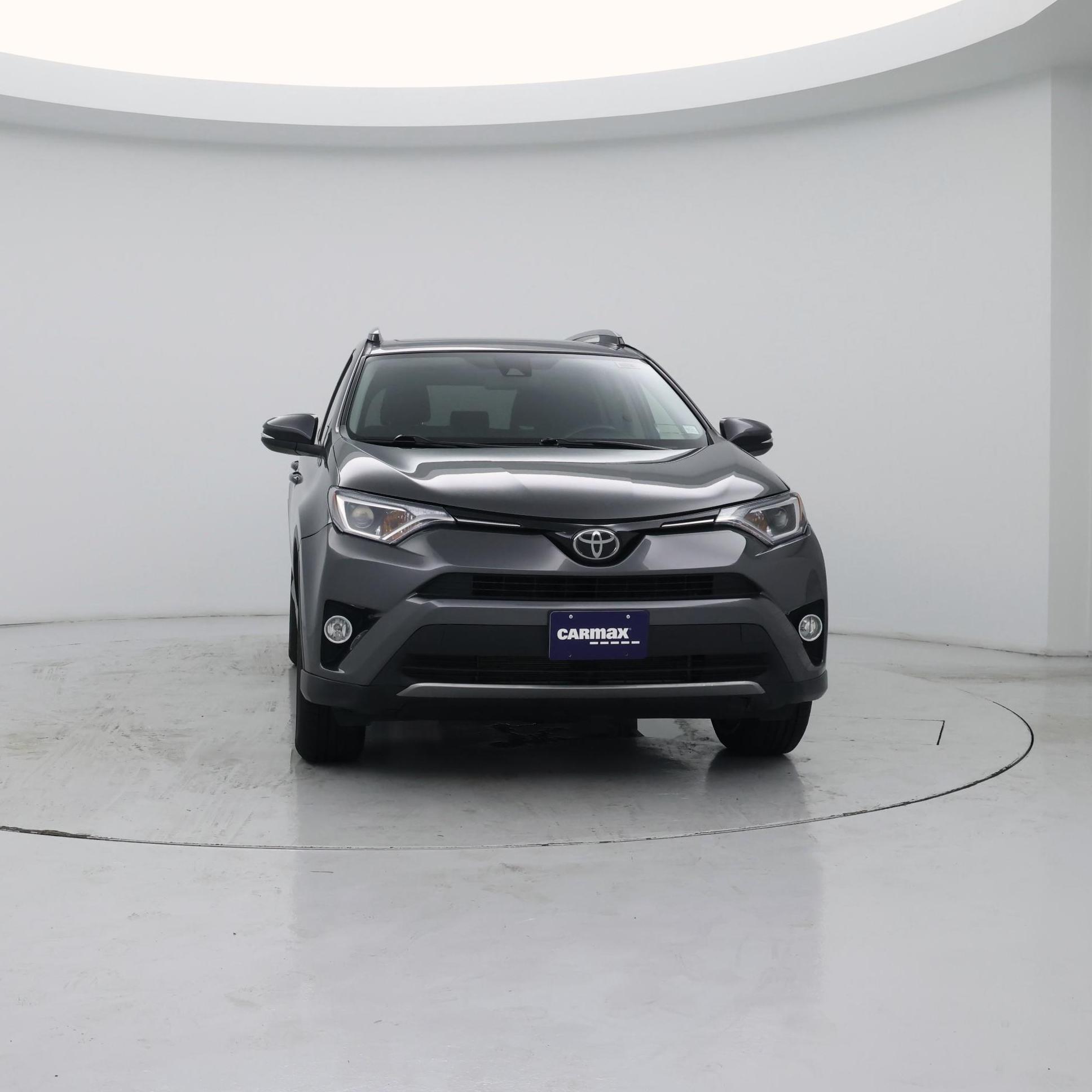 Thumbnail: 2018 Toyota RAV4 - 5