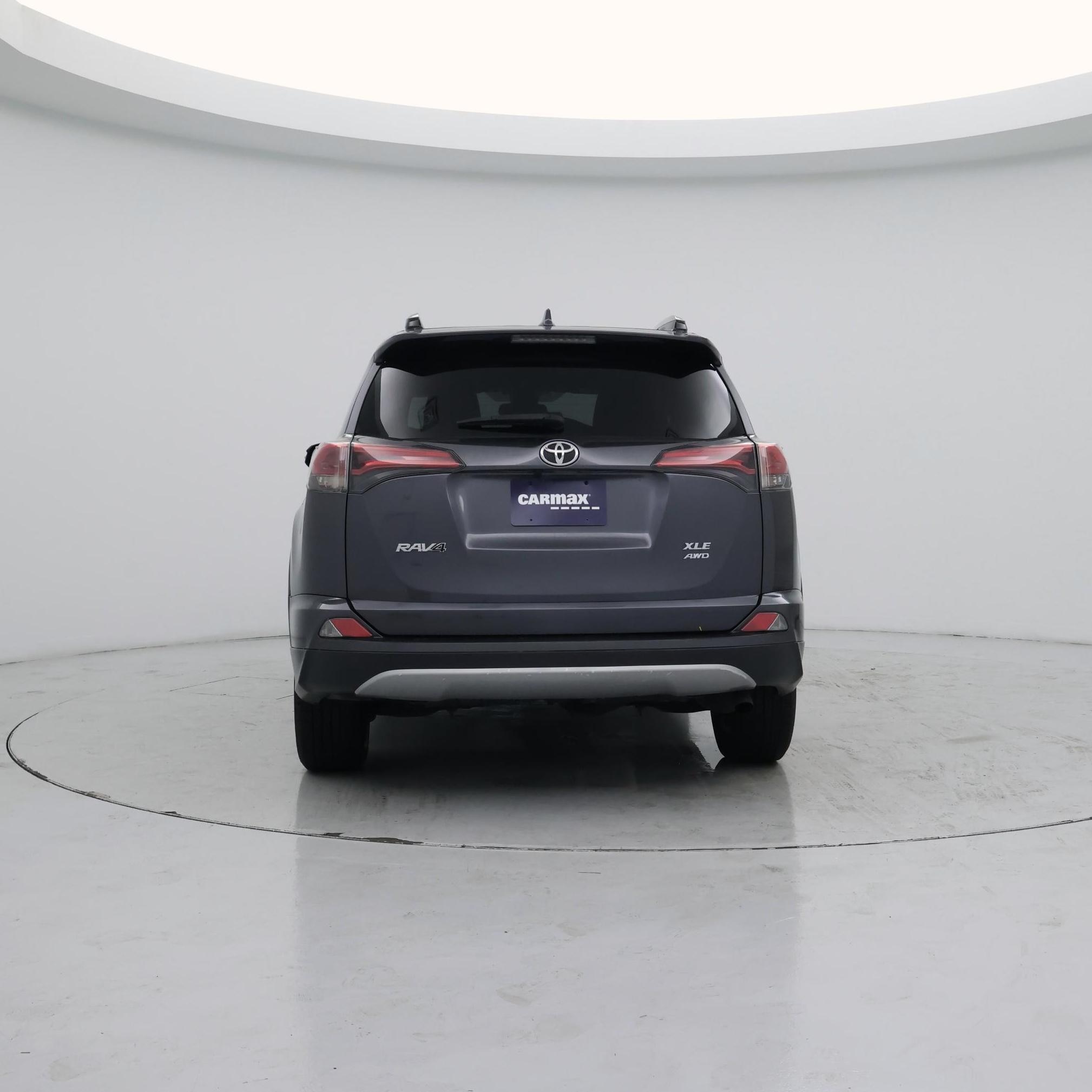 Thumbnail: 2018 Toyota RAV4 - 6