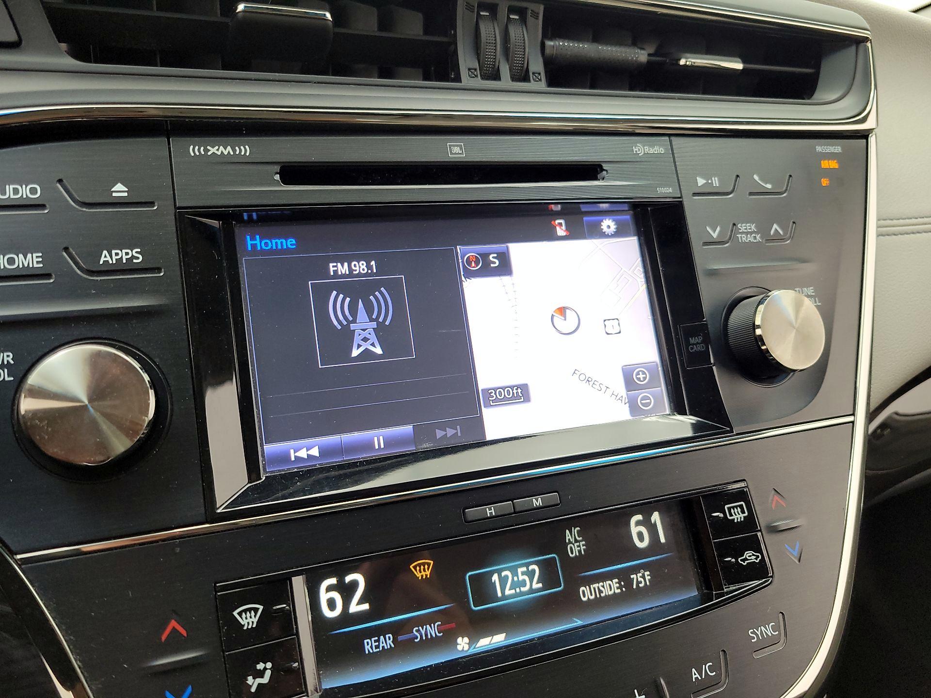 Thumbnail: 2015 Toyota Avalon - 16