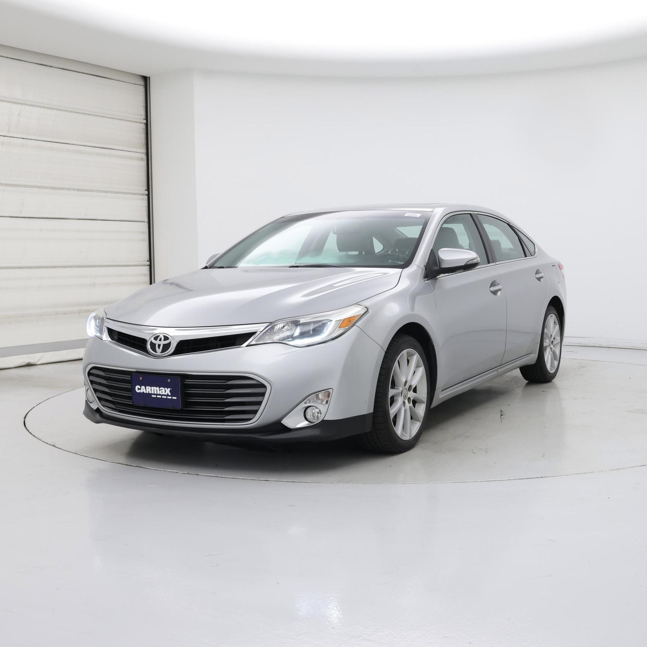 Thumbnail: 2015 Toyota Avalon - 4