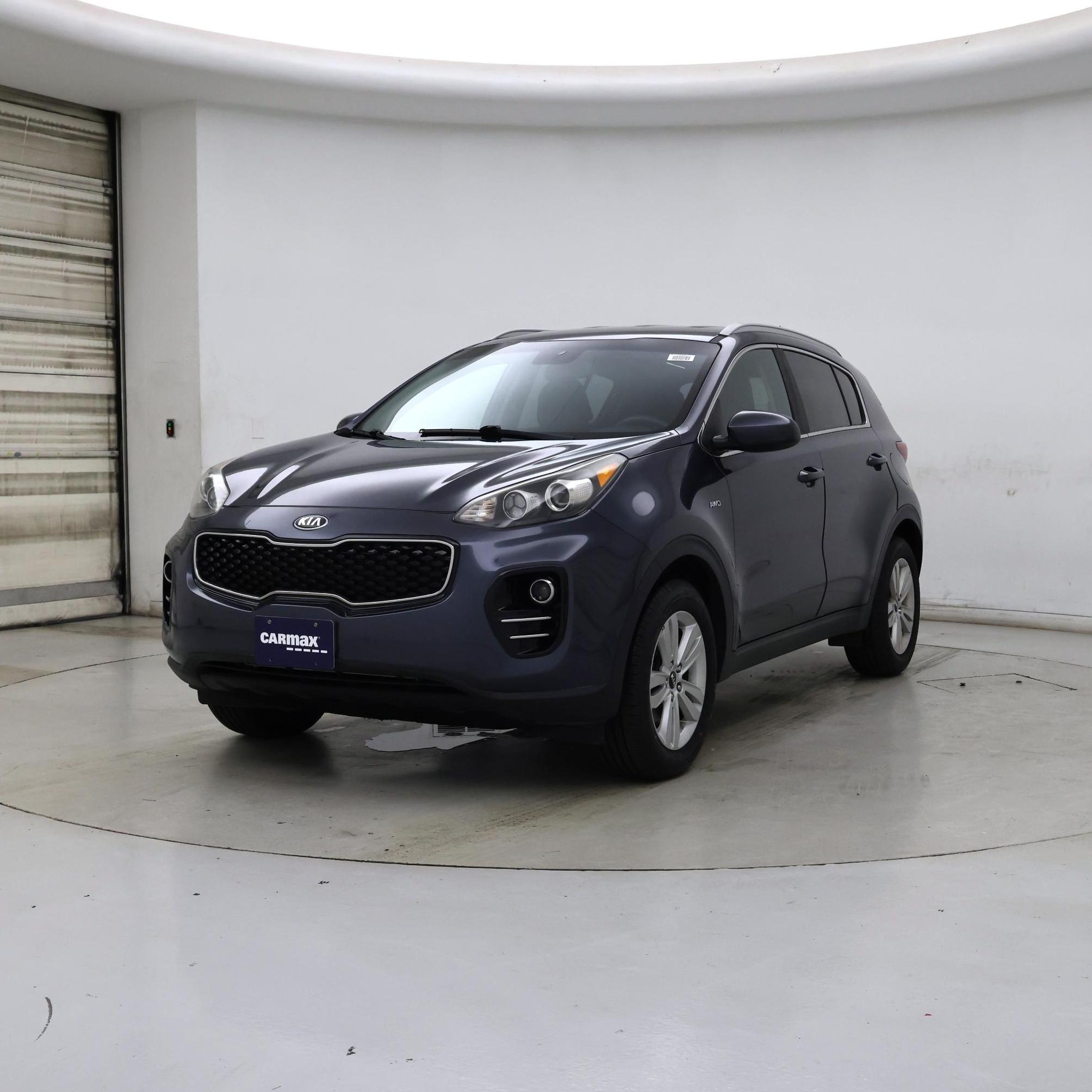 Thumbnail: 2017 Kia Sportage - 4