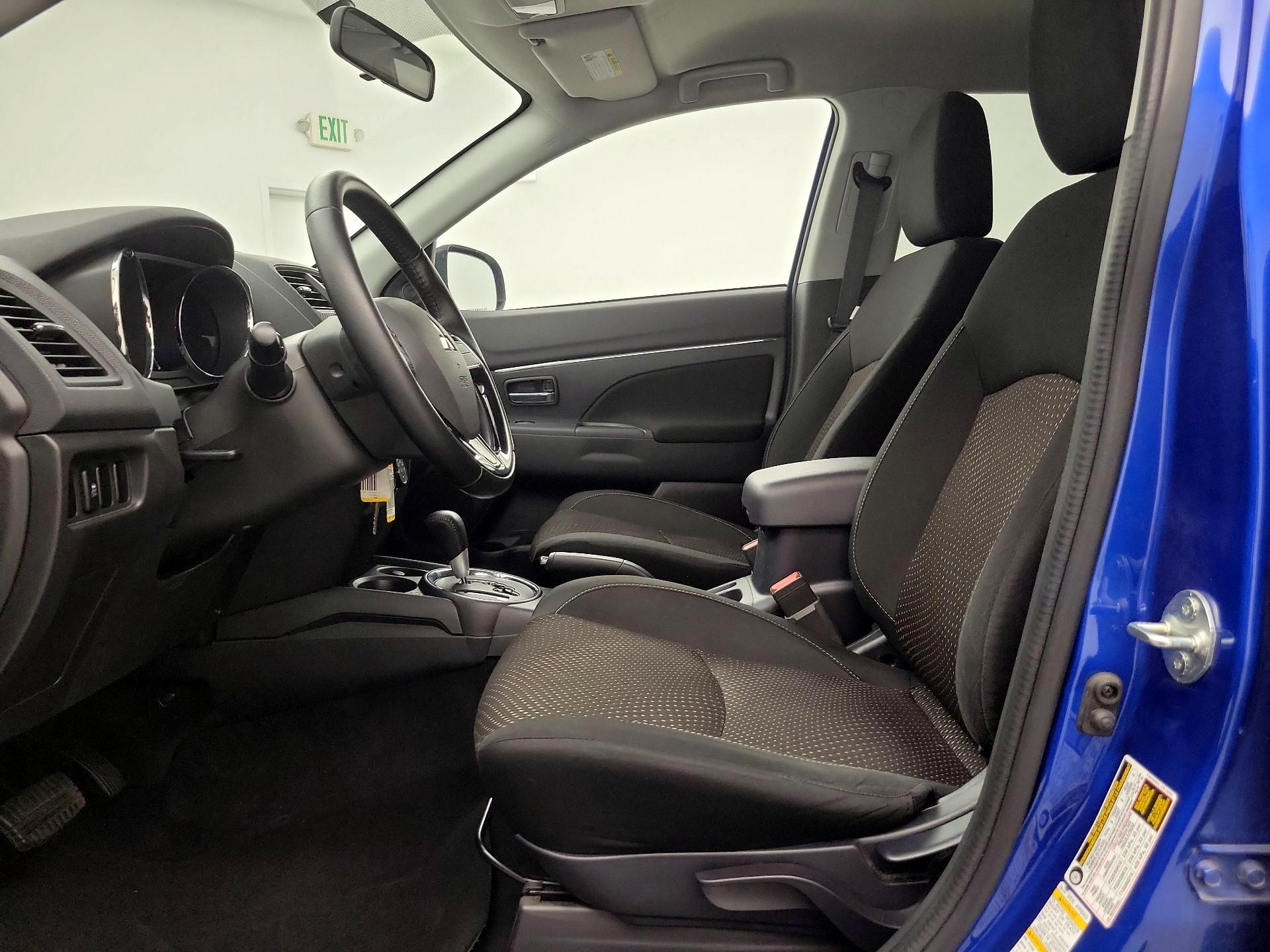 Thumbnail: 2016 Mitsubishi Outlander Sport - 11