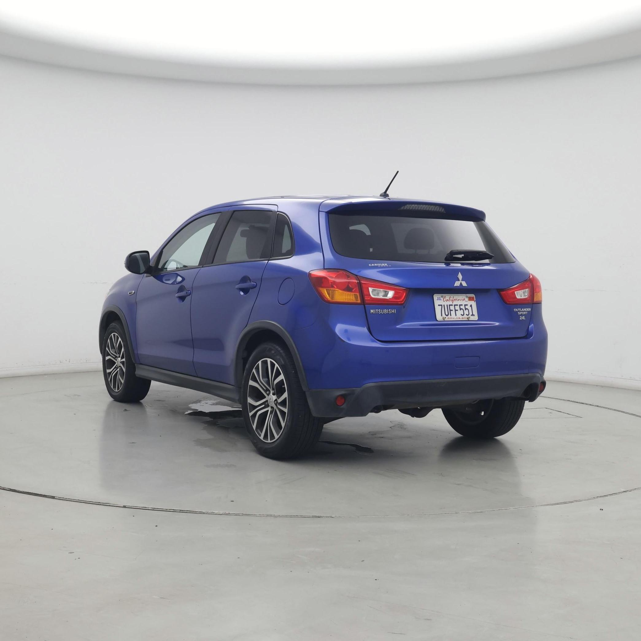 Thumbnail: 2016 Mitsubishi Outlander Sport - 2