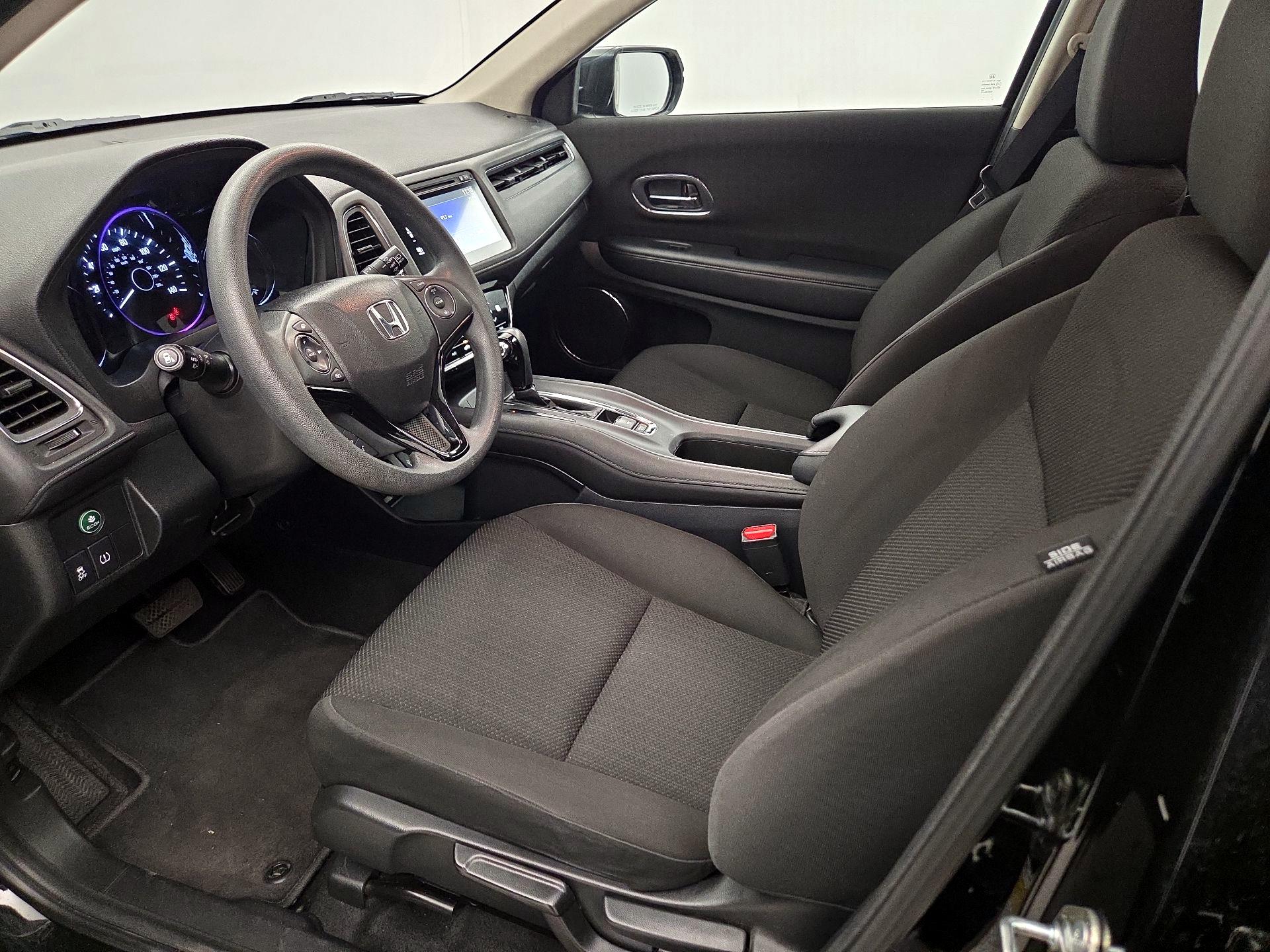 Thumbnail: 2018 Honda HR-V - 11