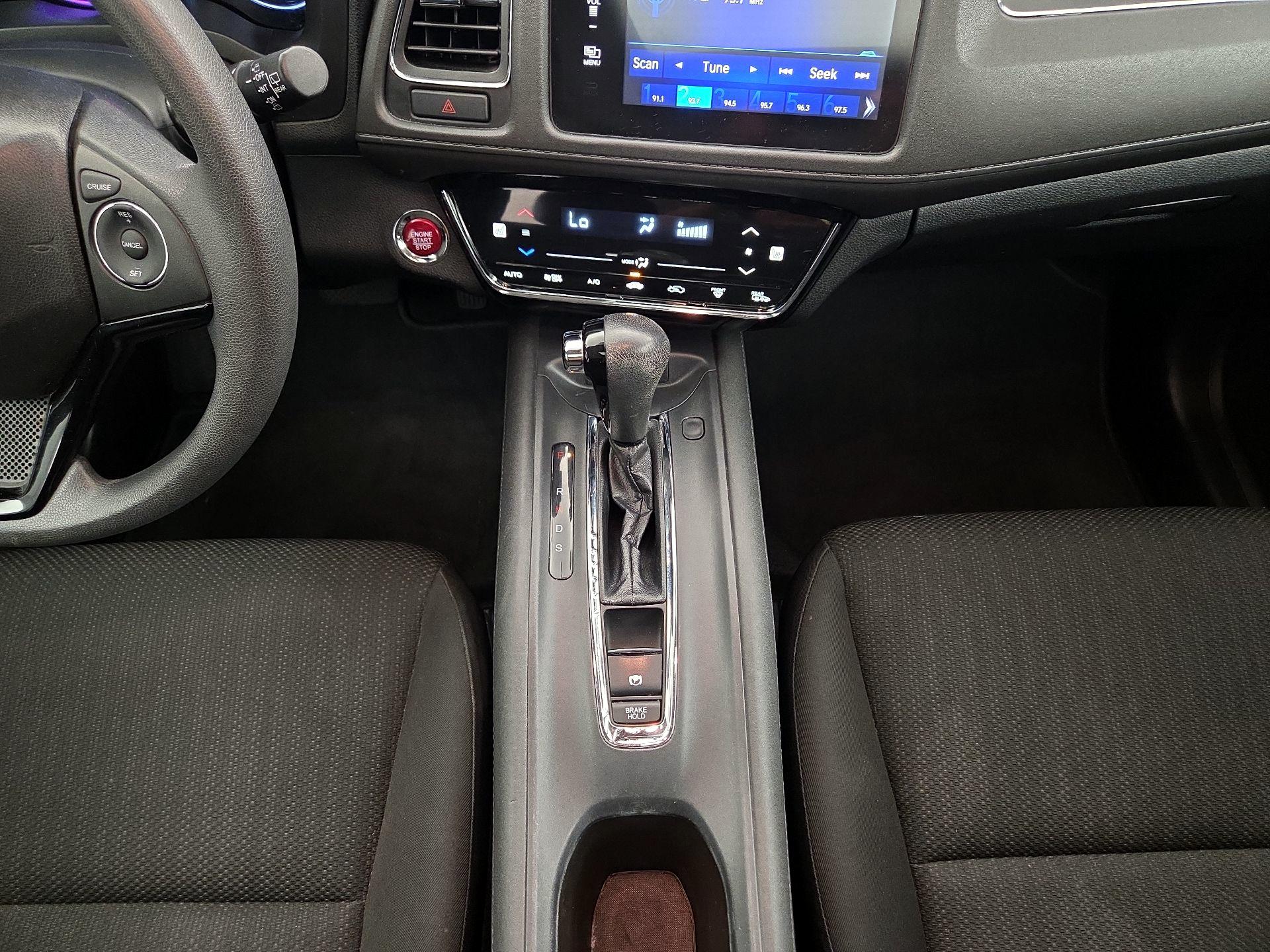Thumbnail: 2018 Honda HR-V - 17