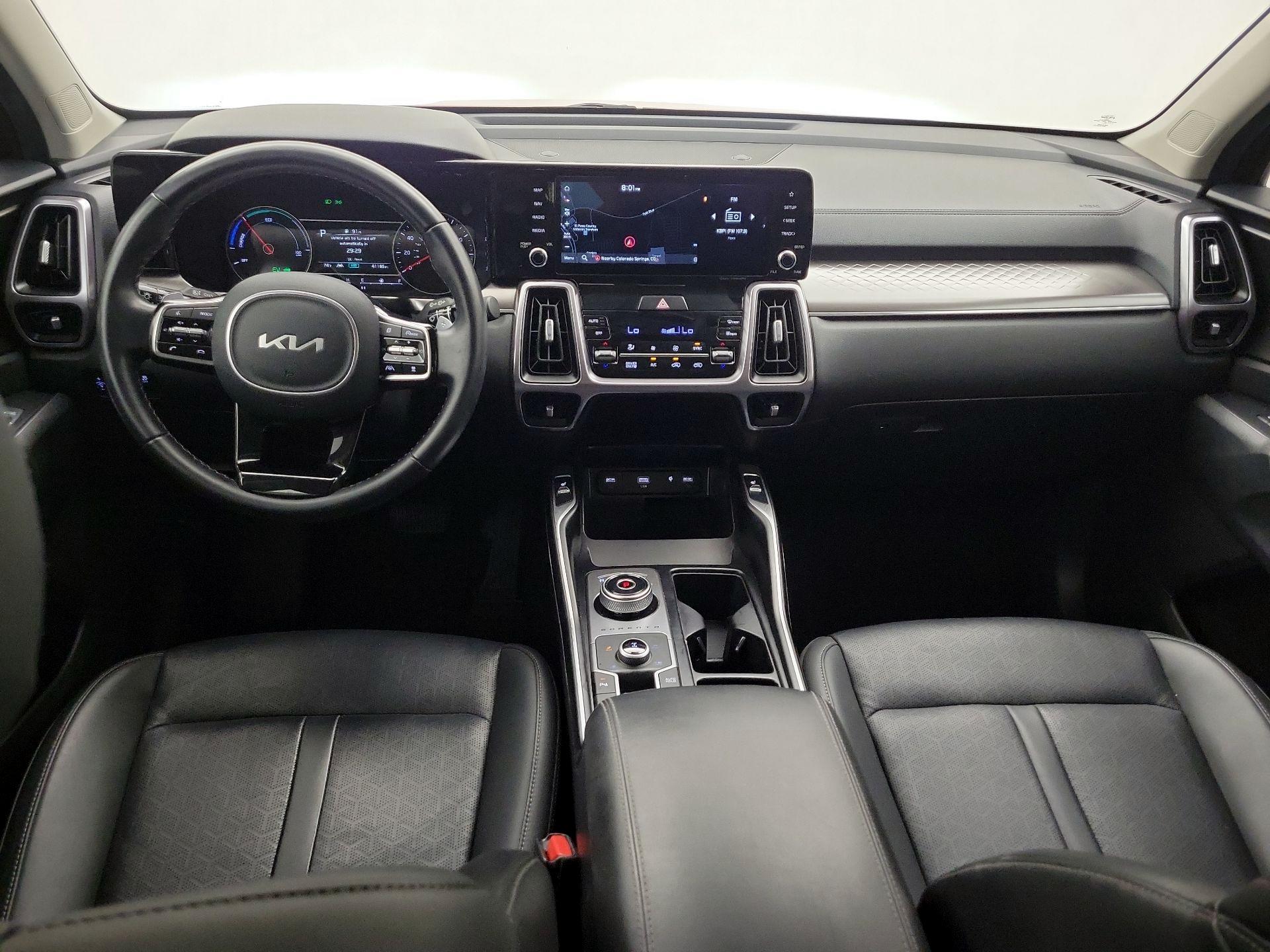 Thumbnail: 2023 Kia Sorento - 9