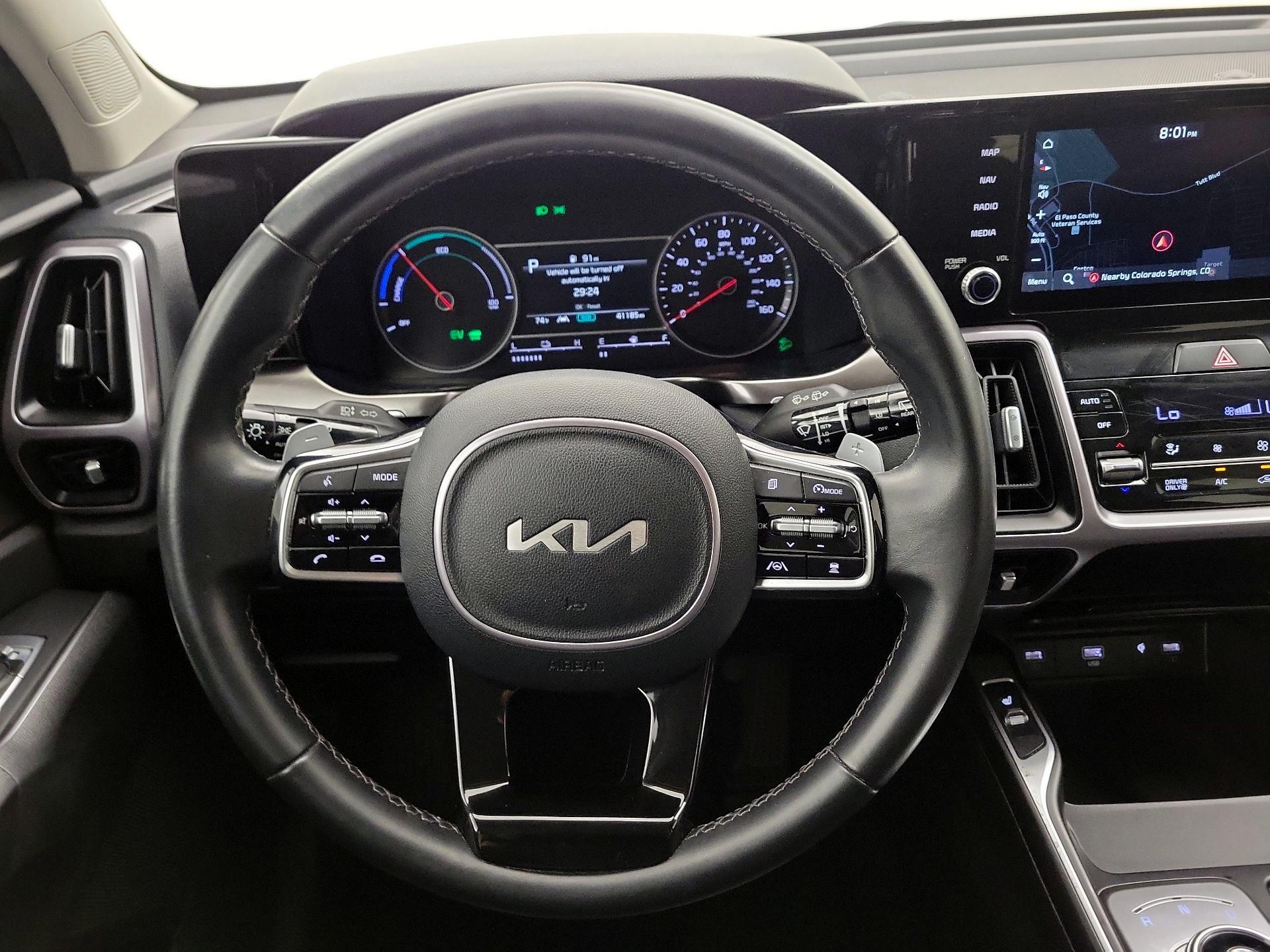 Thumbnail: 2023 Kia Sorento - 10