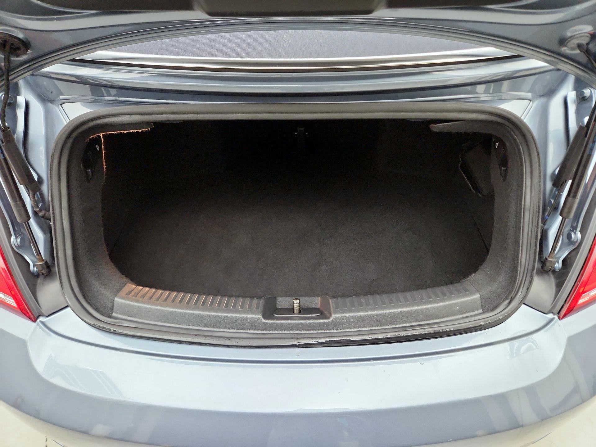 Thumbnail: 2016 Volkswagen Beetle - 19