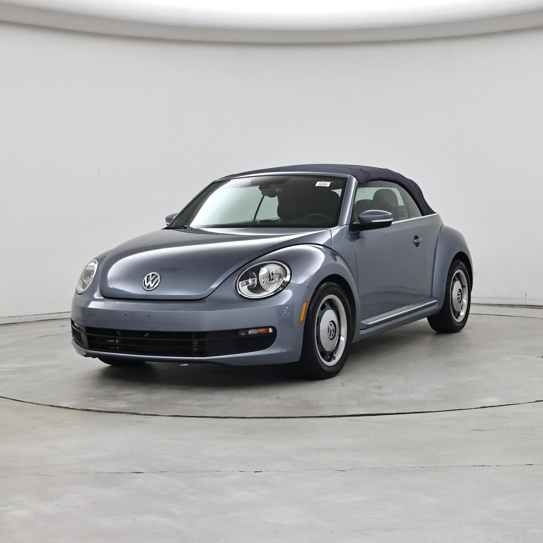Thumbnail: 2016 Volkswagen Beetle - 4