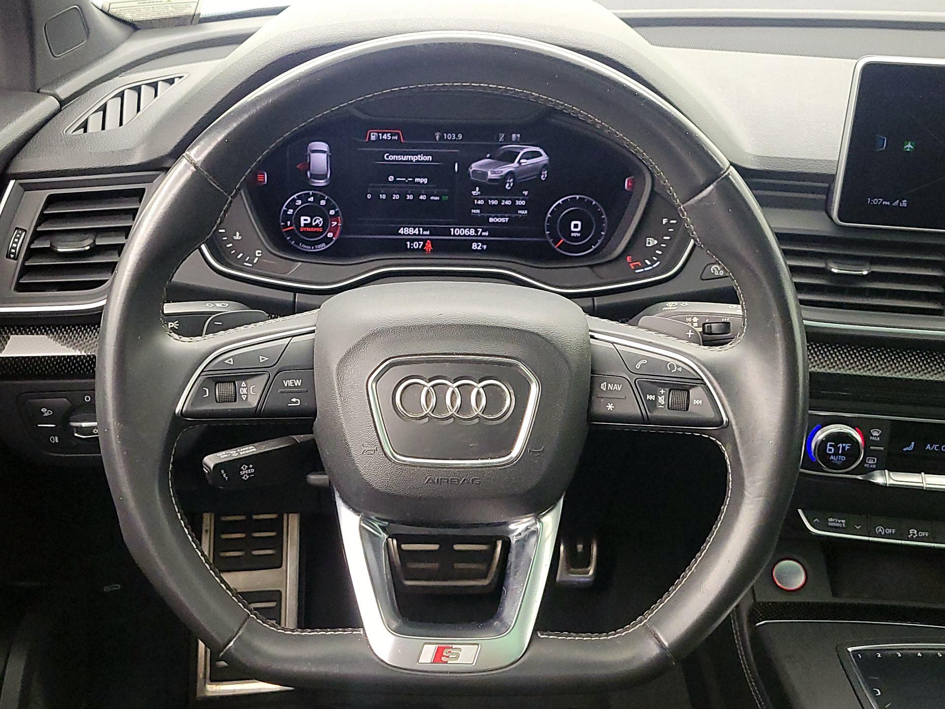 Thumbnail: 2020 Audi SQ5 - 10