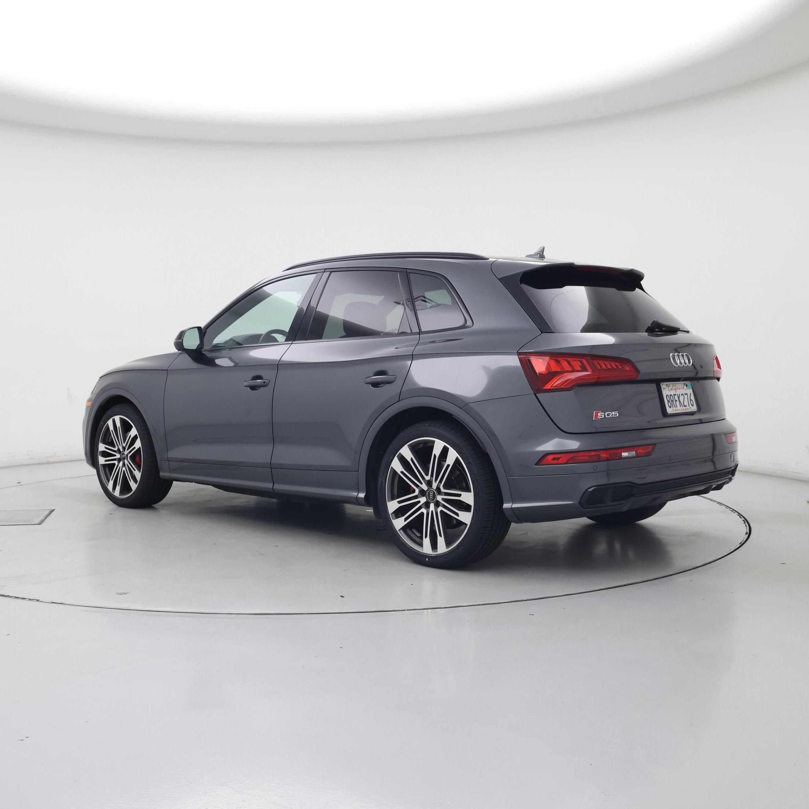 Thumbnail: 2020 Audi SQ5 - 2
