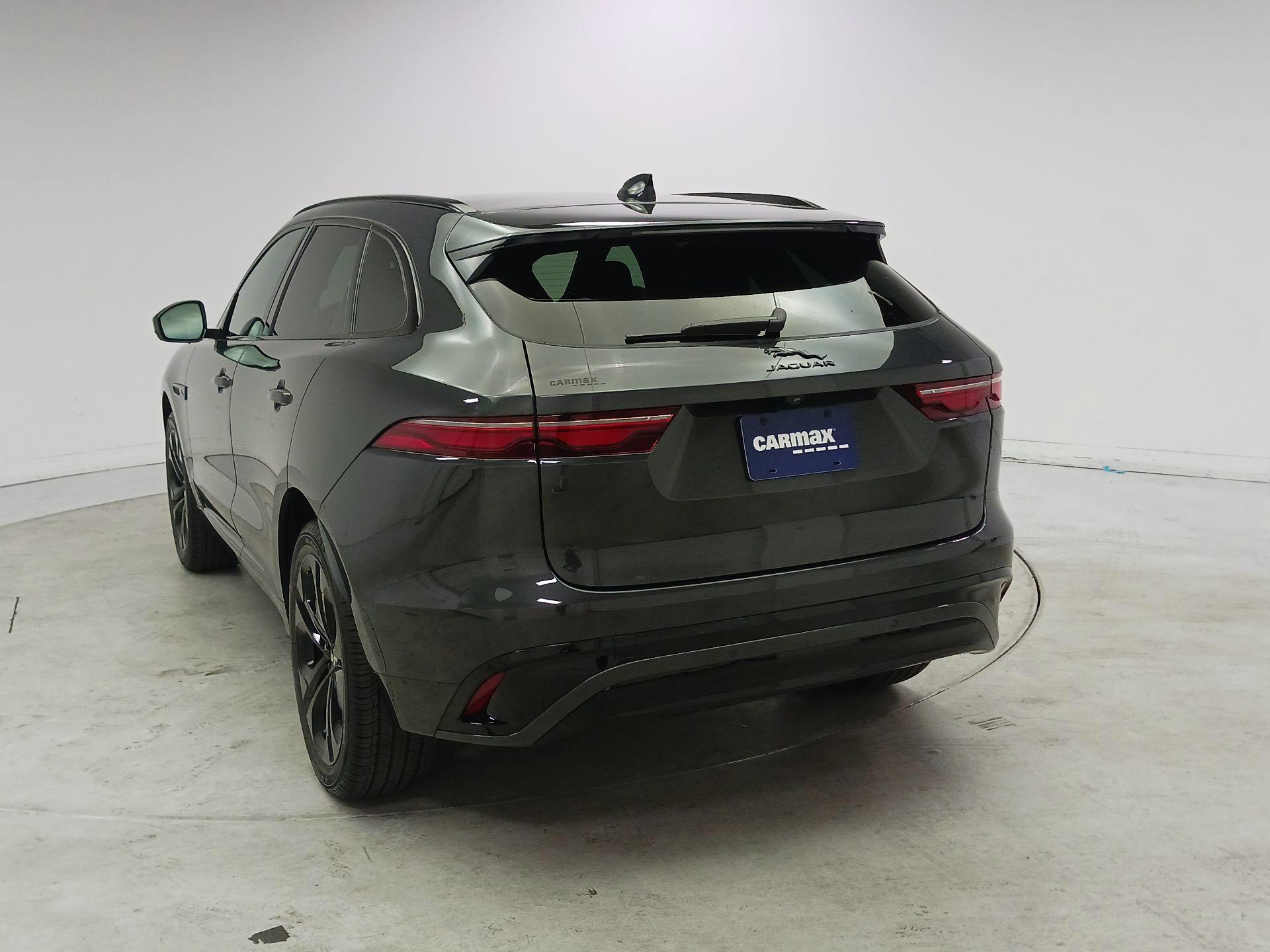 Thumbnail: 2025 Jaguar F-Pace - 7