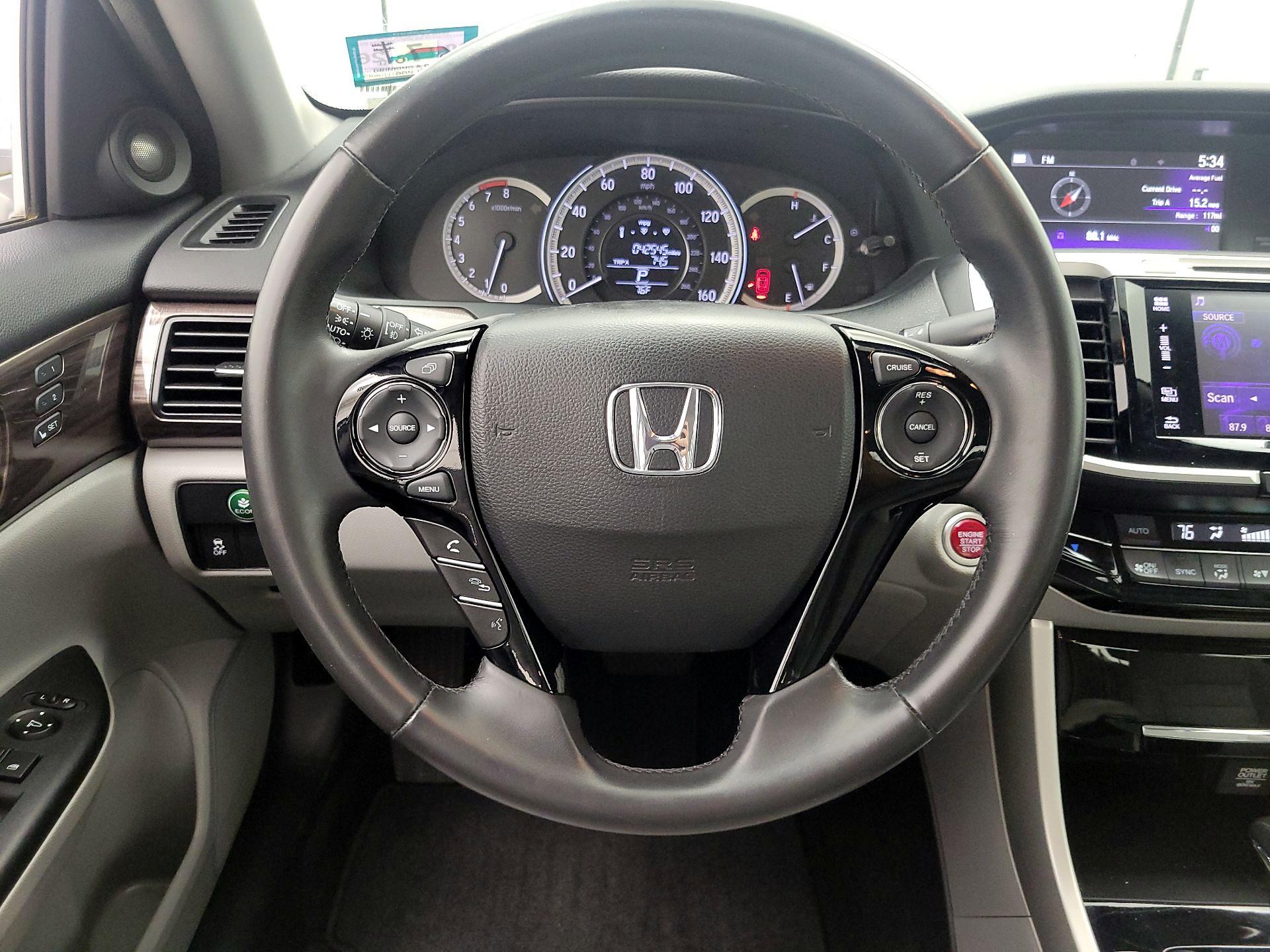 Thumbnail: 2017 Honda Accord - 10