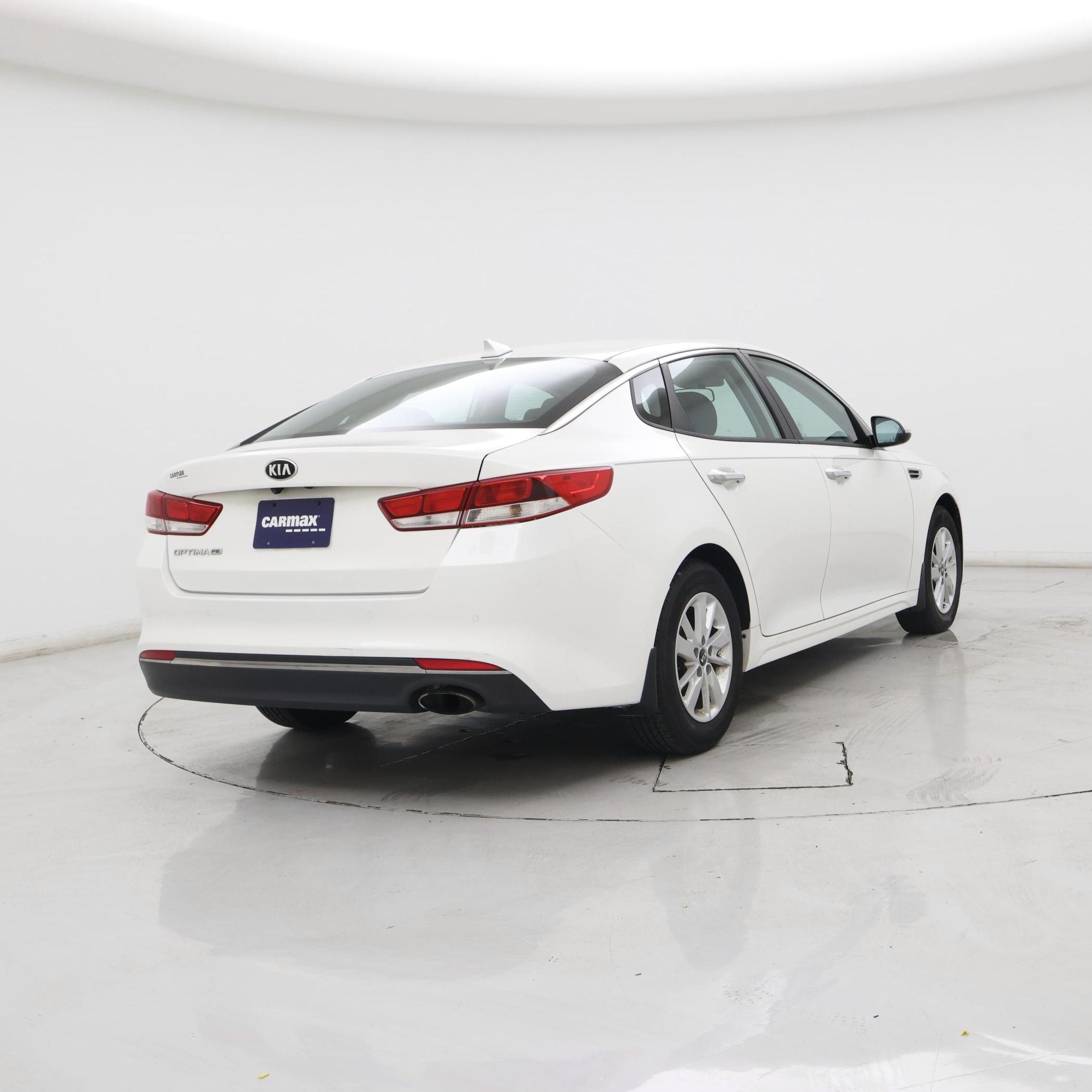 Thumbnail: 2018 Kia Optima - 8