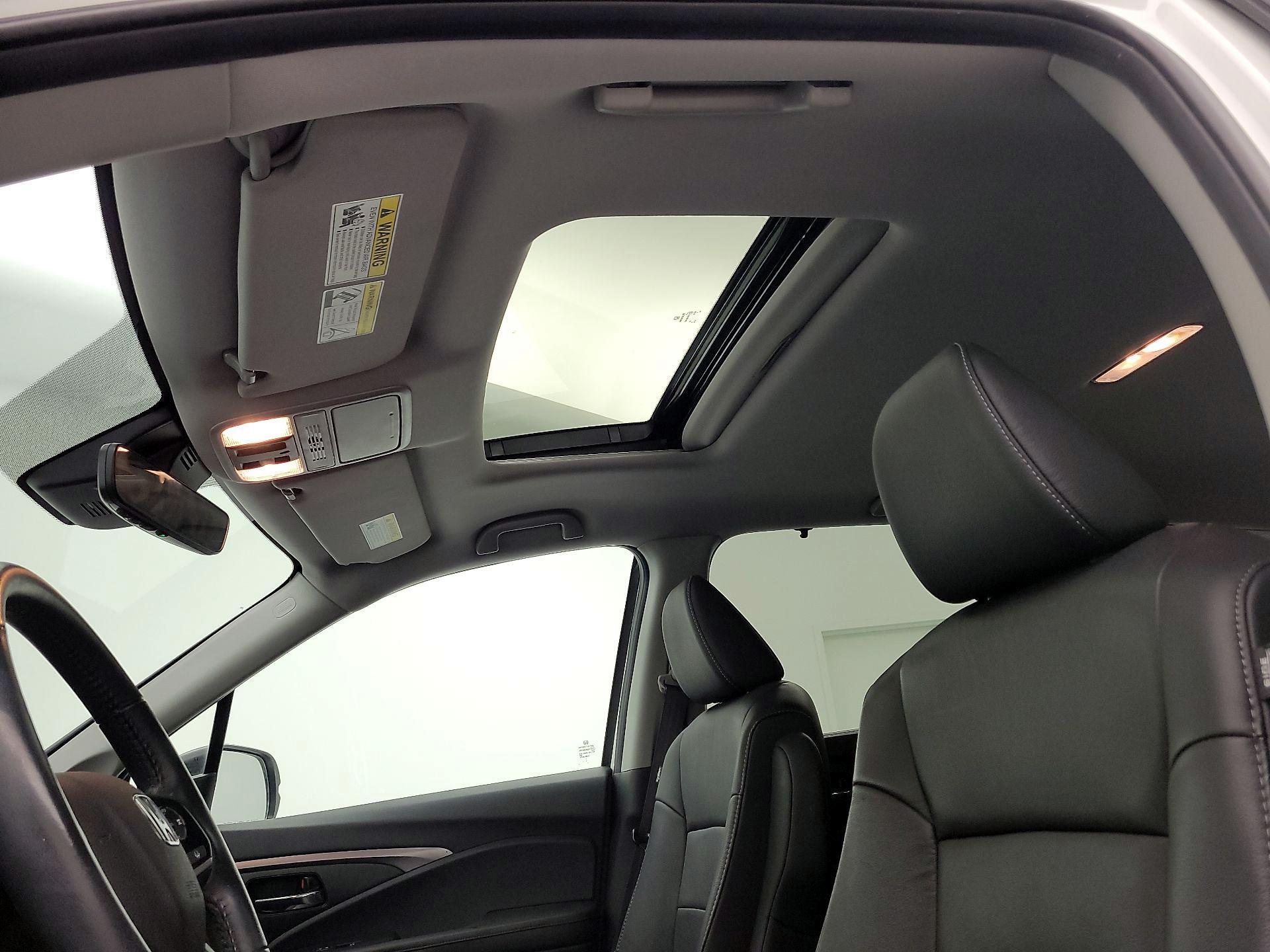 Thumbnail: 2022 Honda Pilot - 19