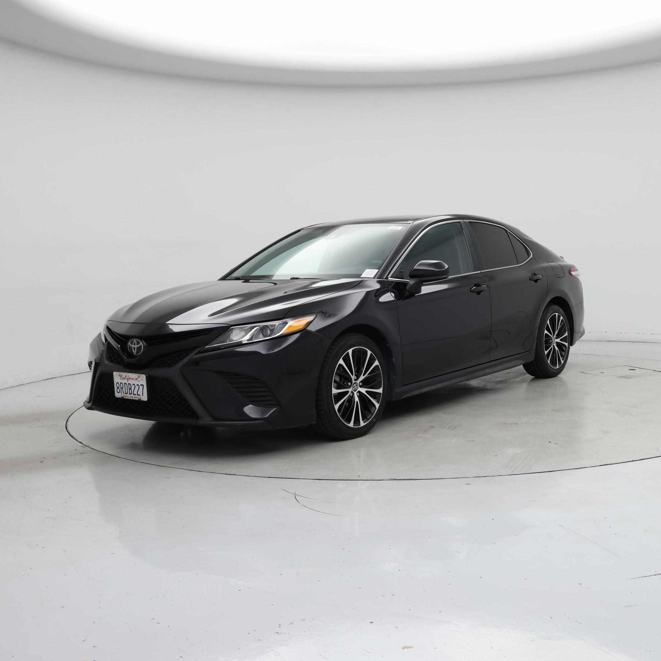 Thumbnail: 2020 Toyota Camry - 4
