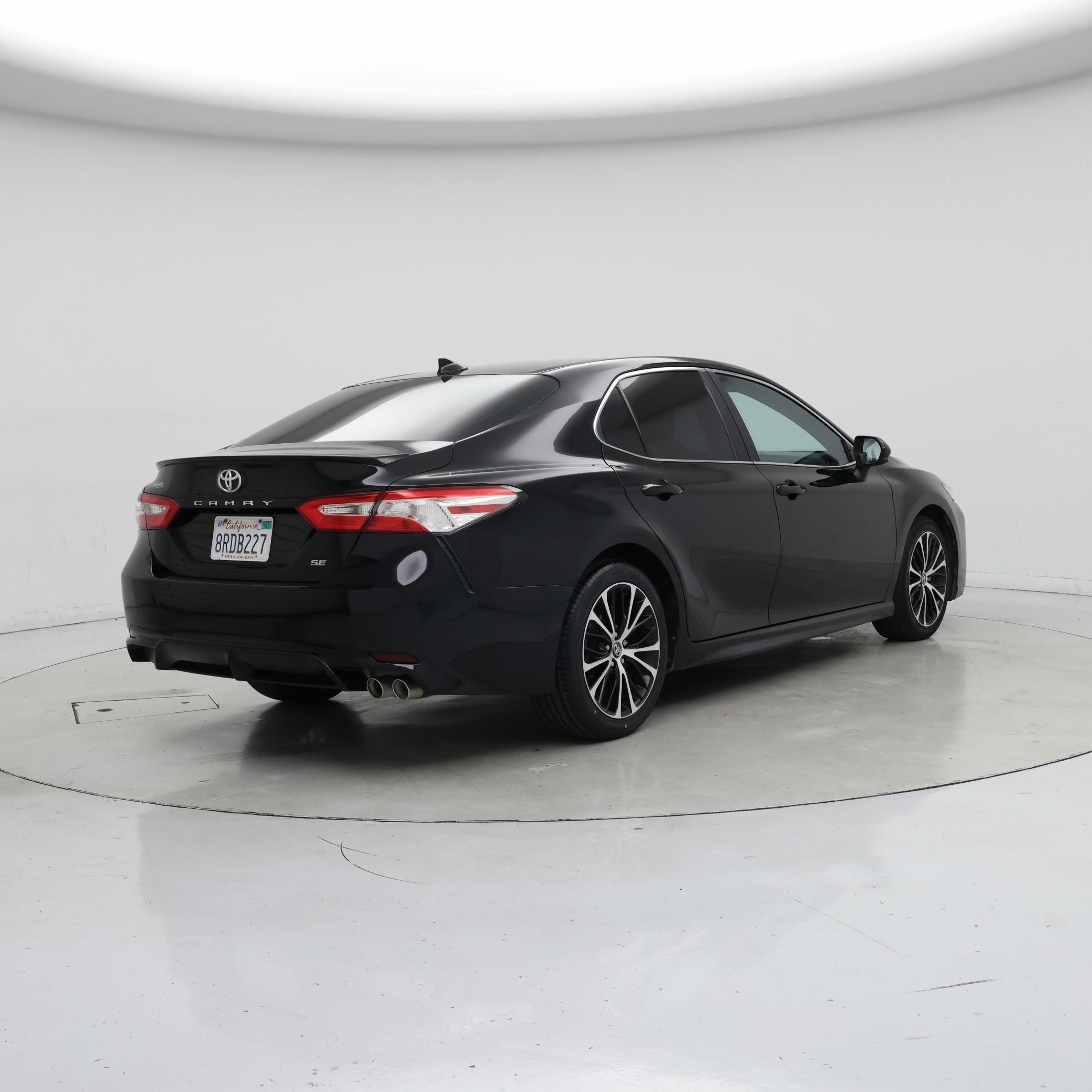 Thumbnail: 2020 Toyota Camry - 8