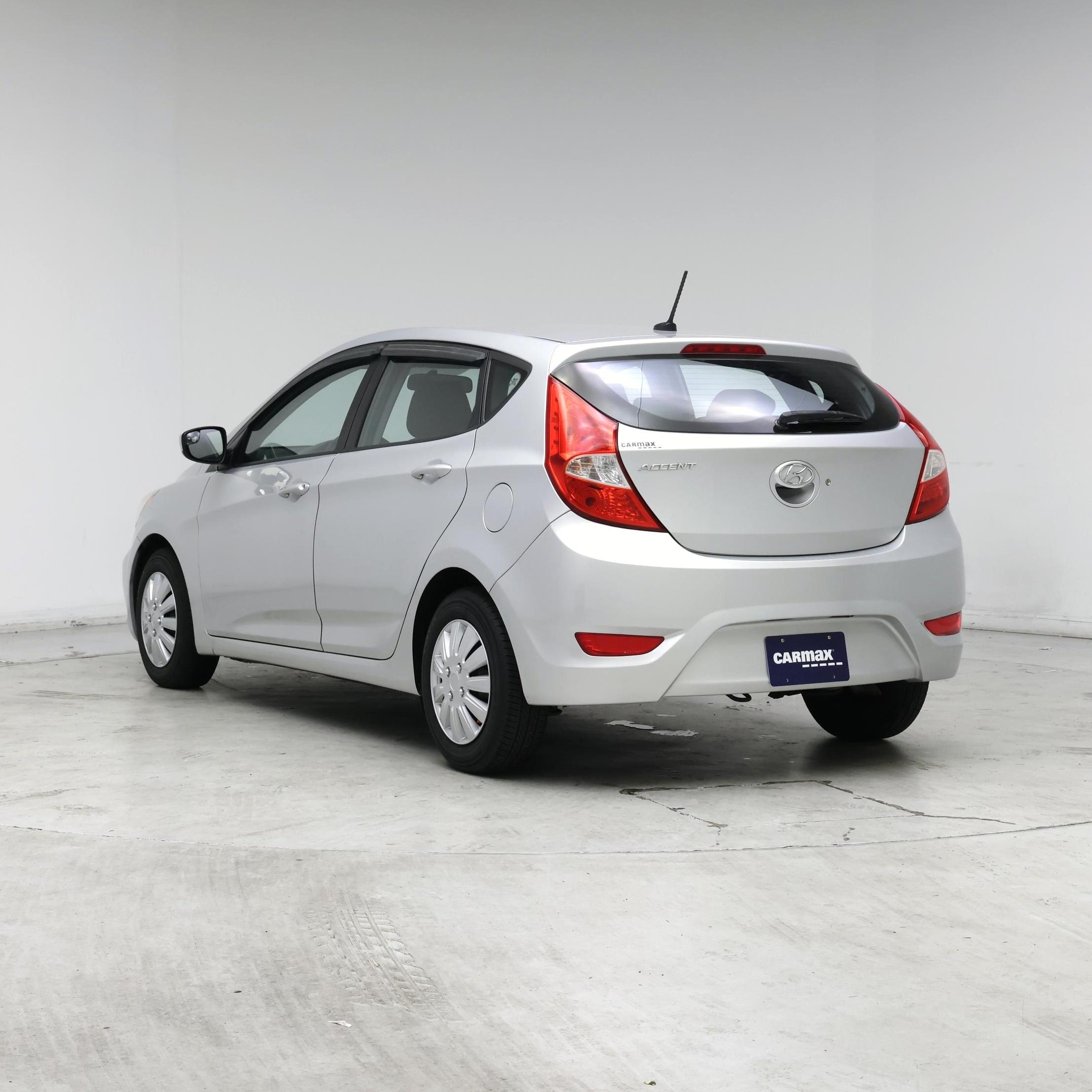 Thumbnail: 2014 Hyundai Accent - 2