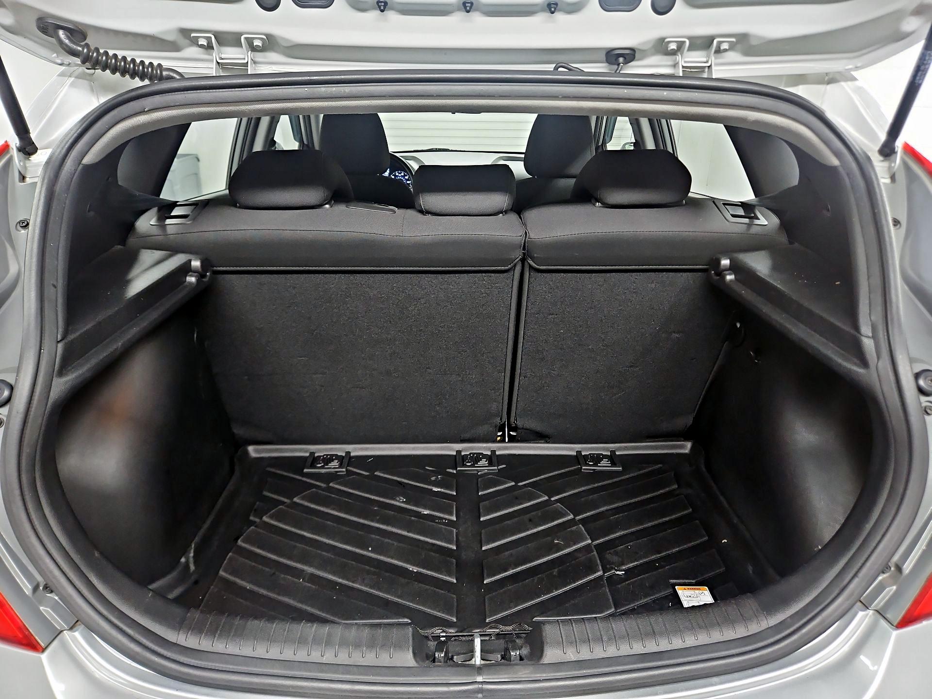 Thumbnail: 2014 Hyundai Accent - 19