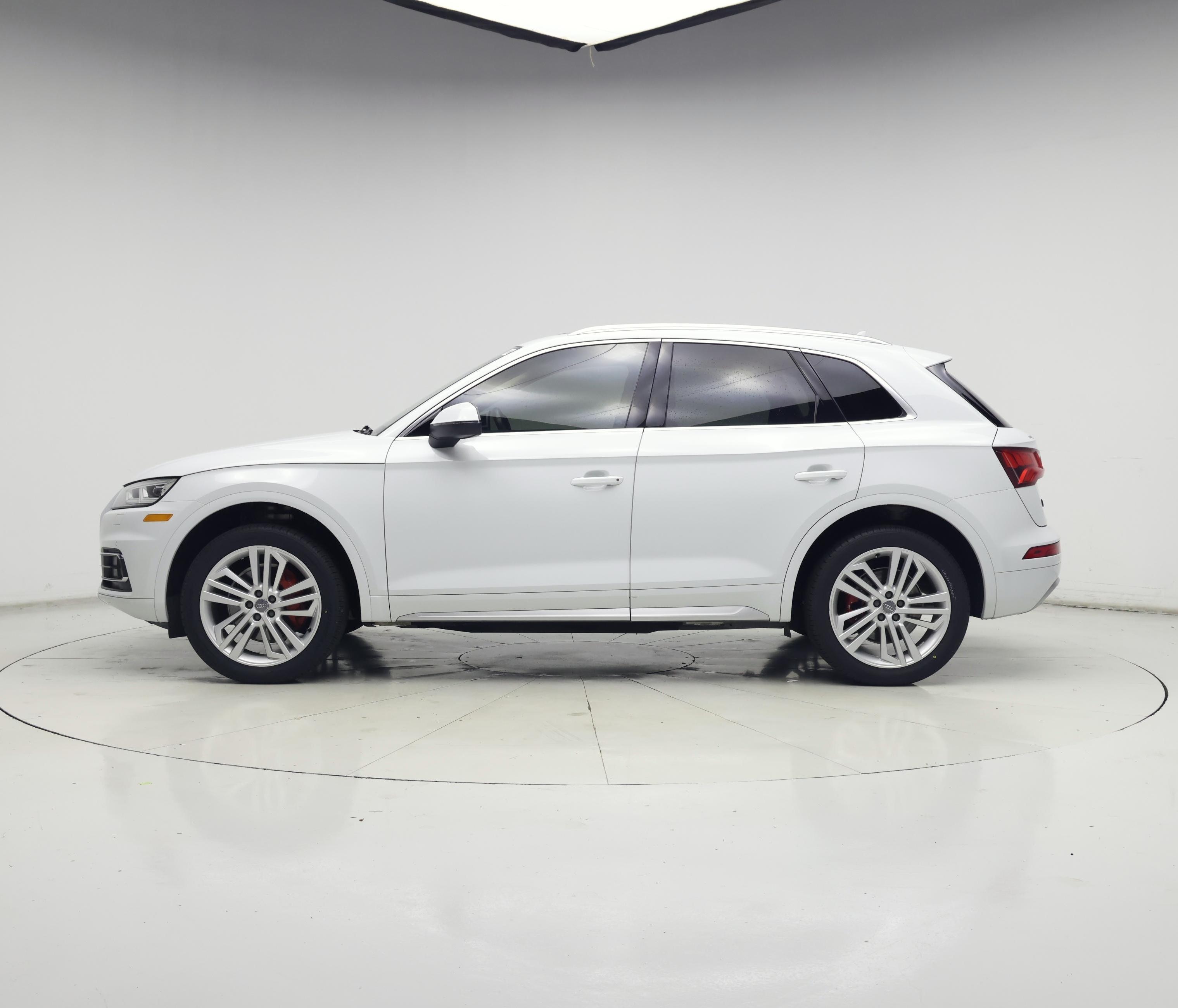 Thumbnail: 2020 Audi Q5 - 3