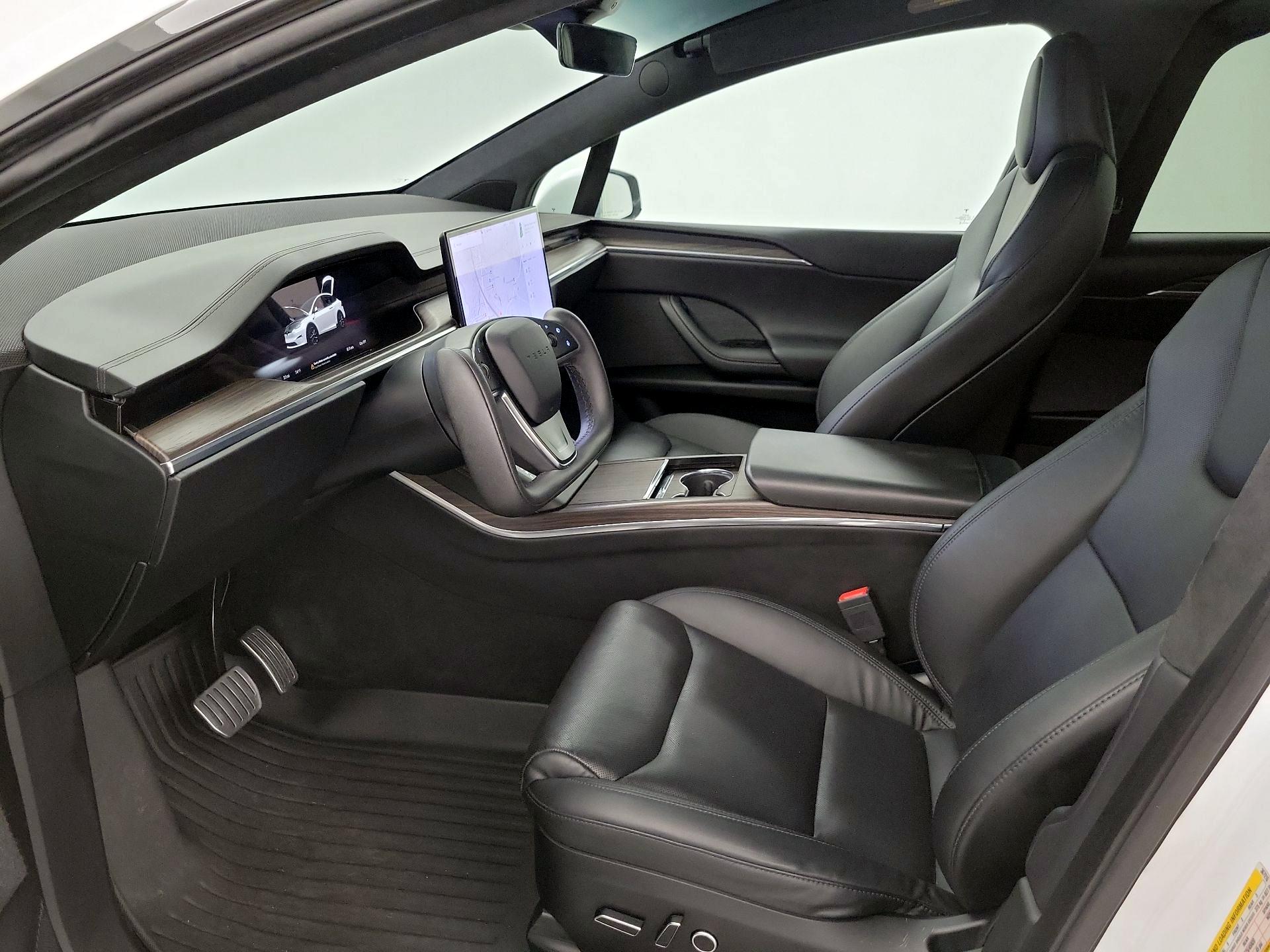 Thumbnail: 2023 Tesla Model X - 11