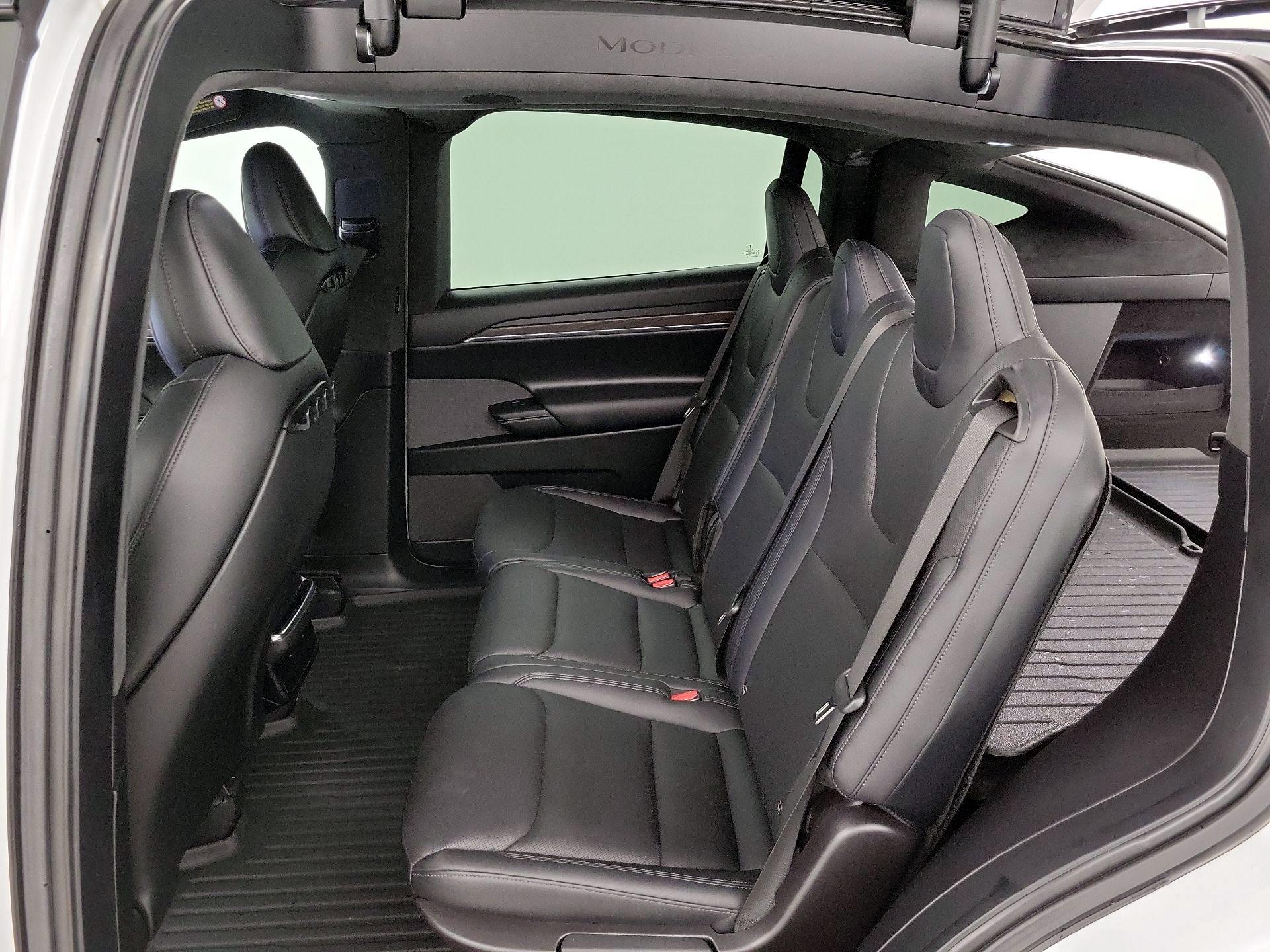 Thumbnail: 2023 Tesla Model X - 18