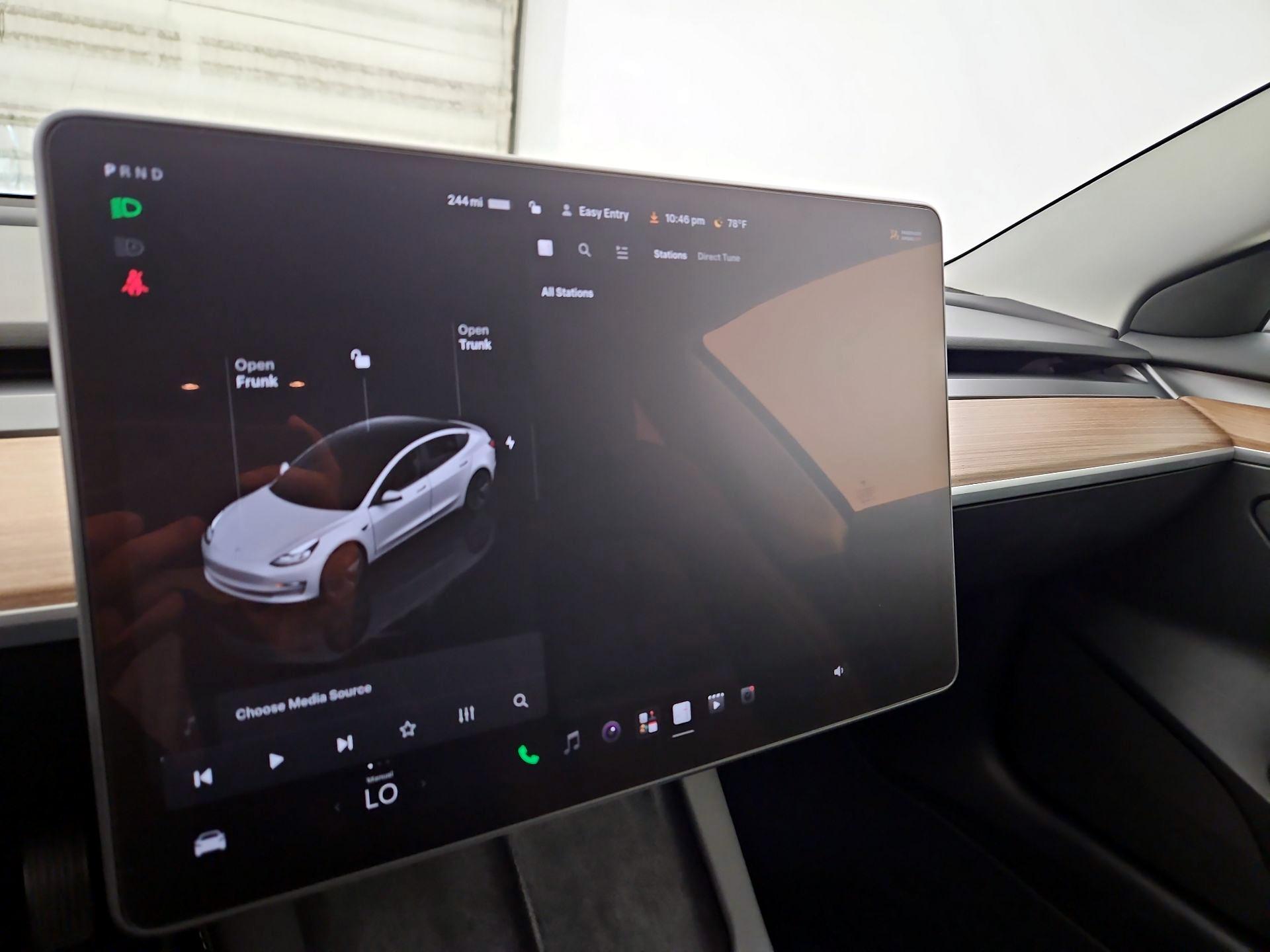 Thumbnail: 2023 Tesla Model 3 - 15
