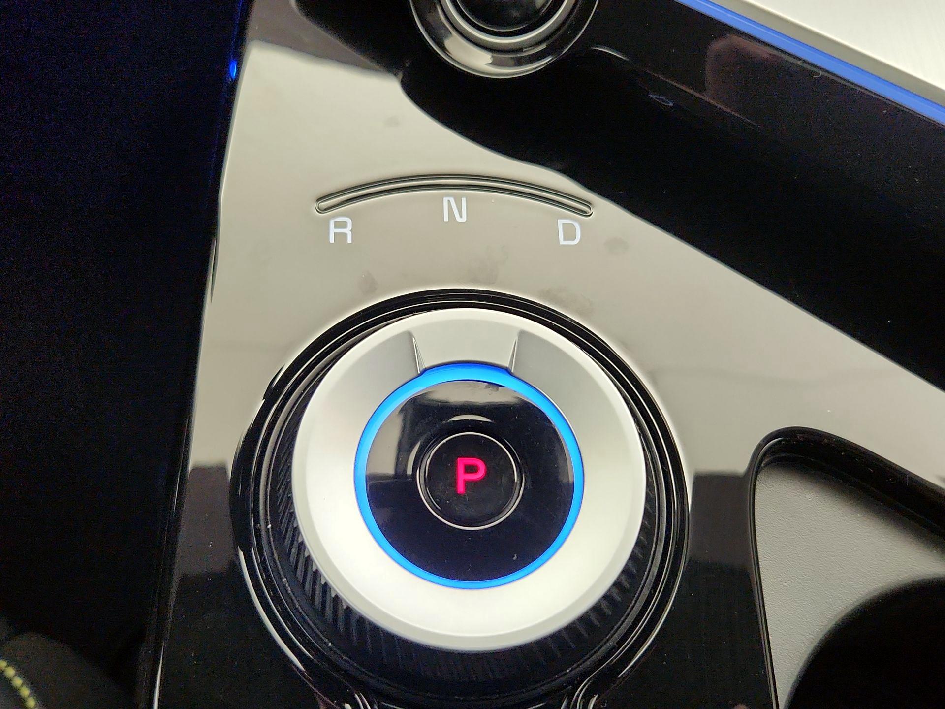 Thumbnail: 2023 Kia EV6 - 18