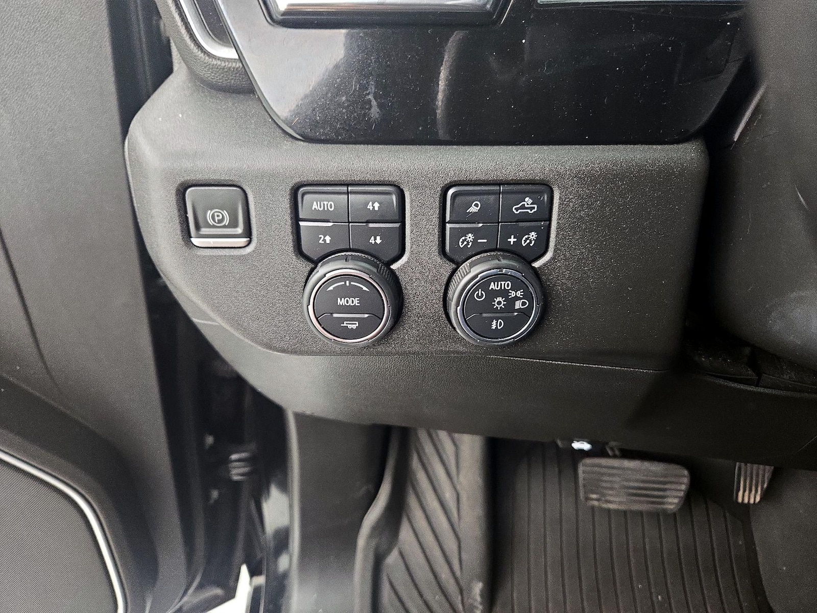 2023 Chevrolet Silverado 1500 LTZ - Photo 14
