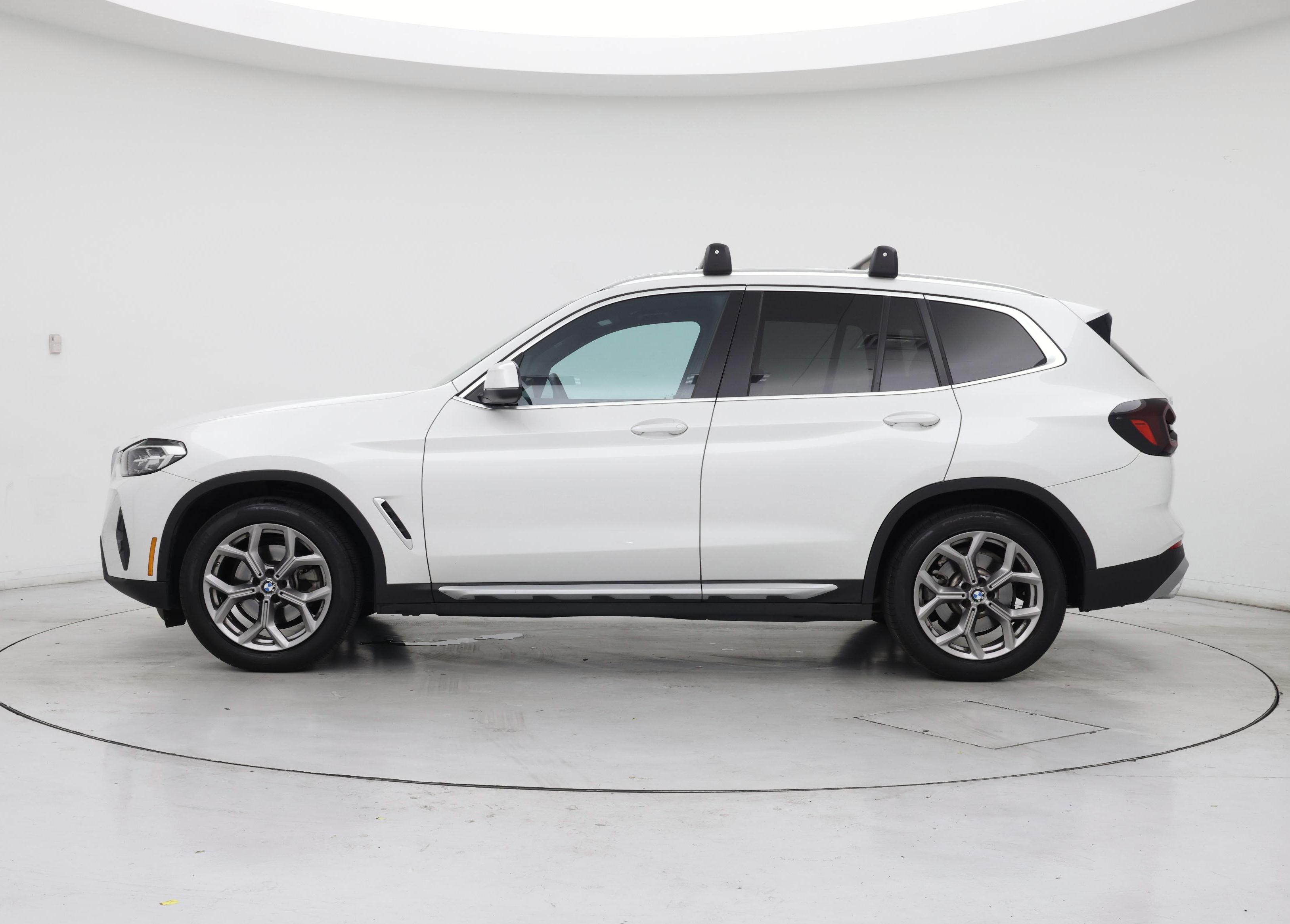 Thumbnail: 2022 BMW X3 - 3