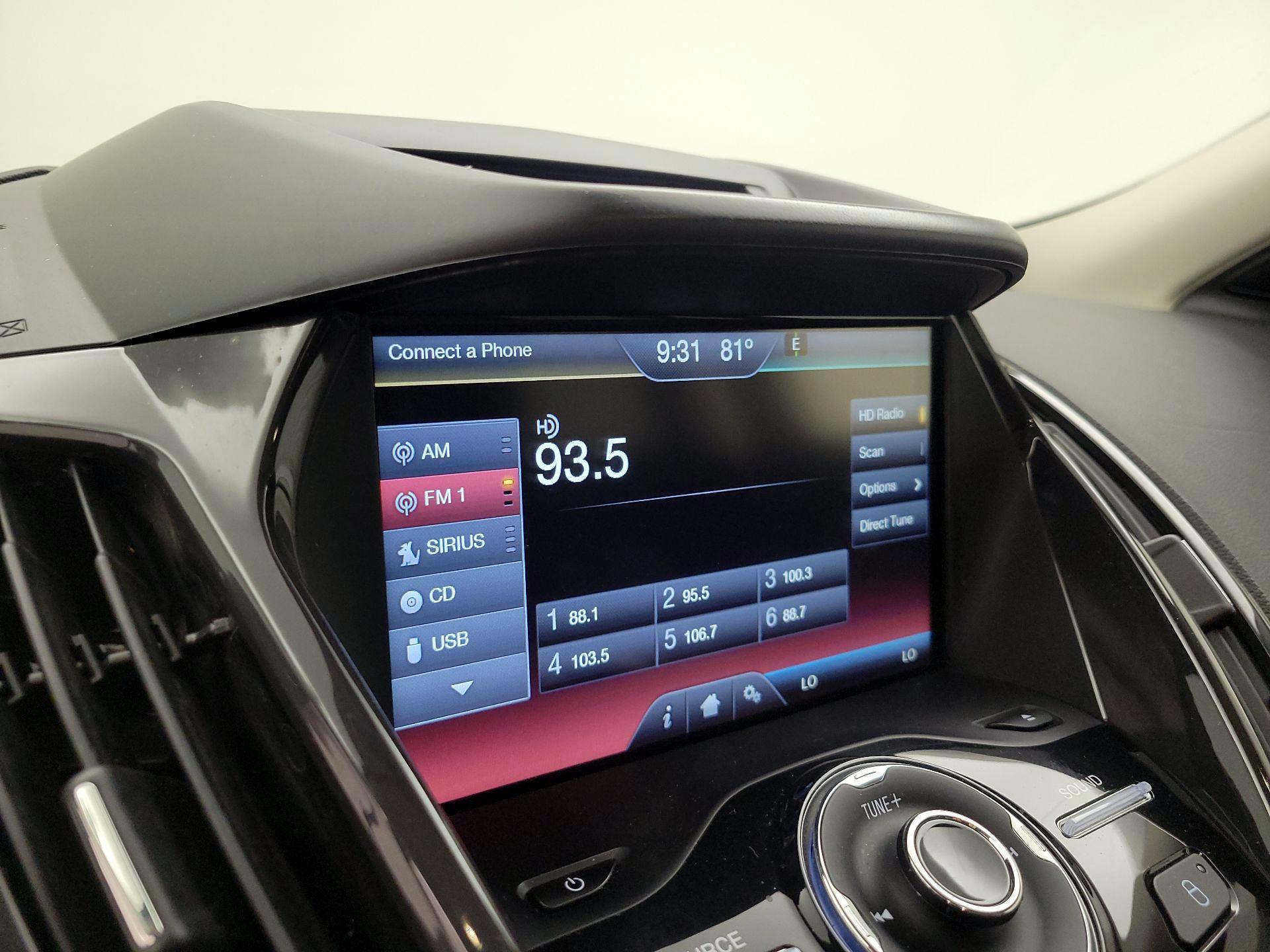 Thumbnail: 2015 Ford Escape - 15