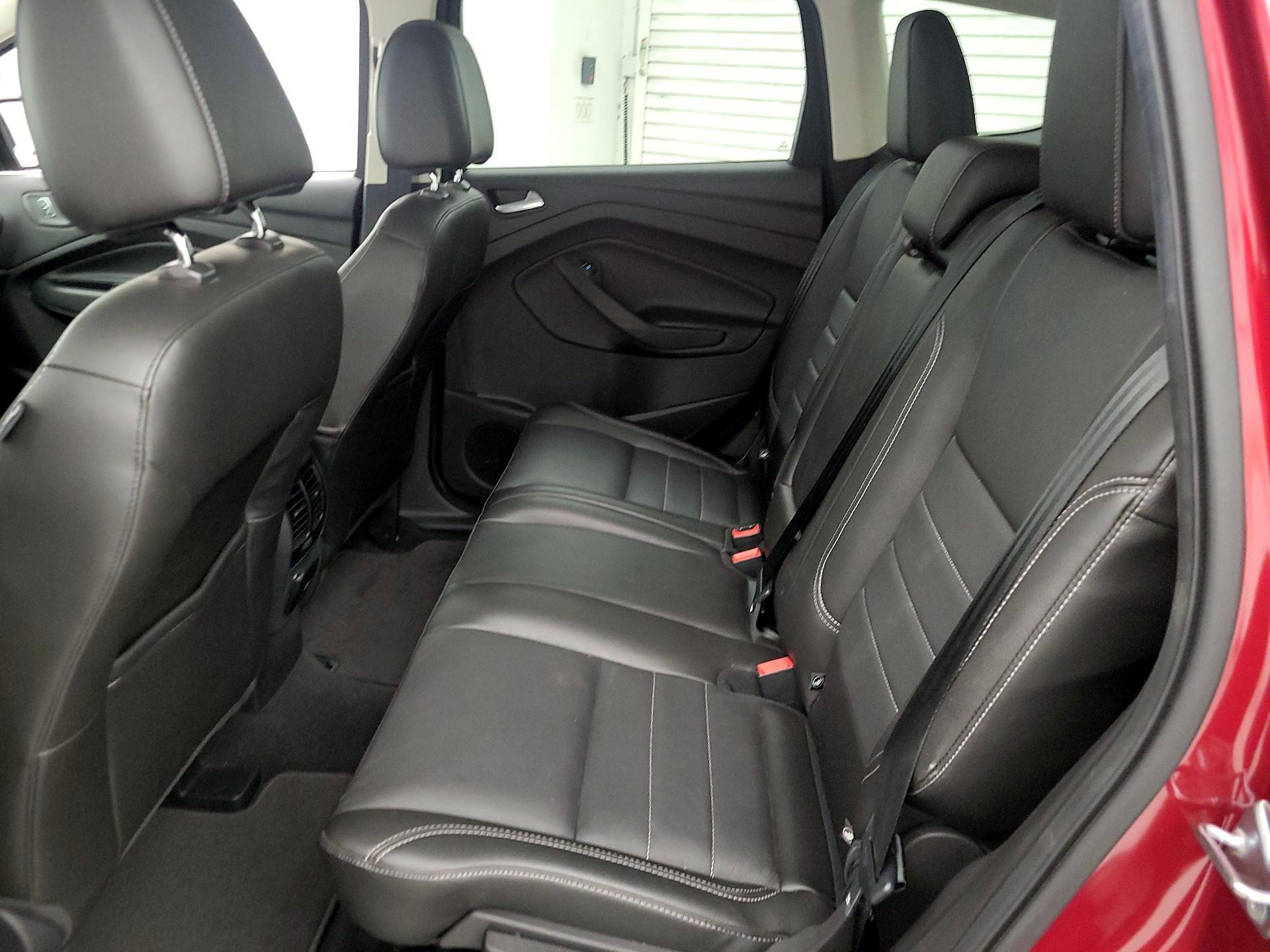 Thumbnail: 2015 Ford Escape - 20