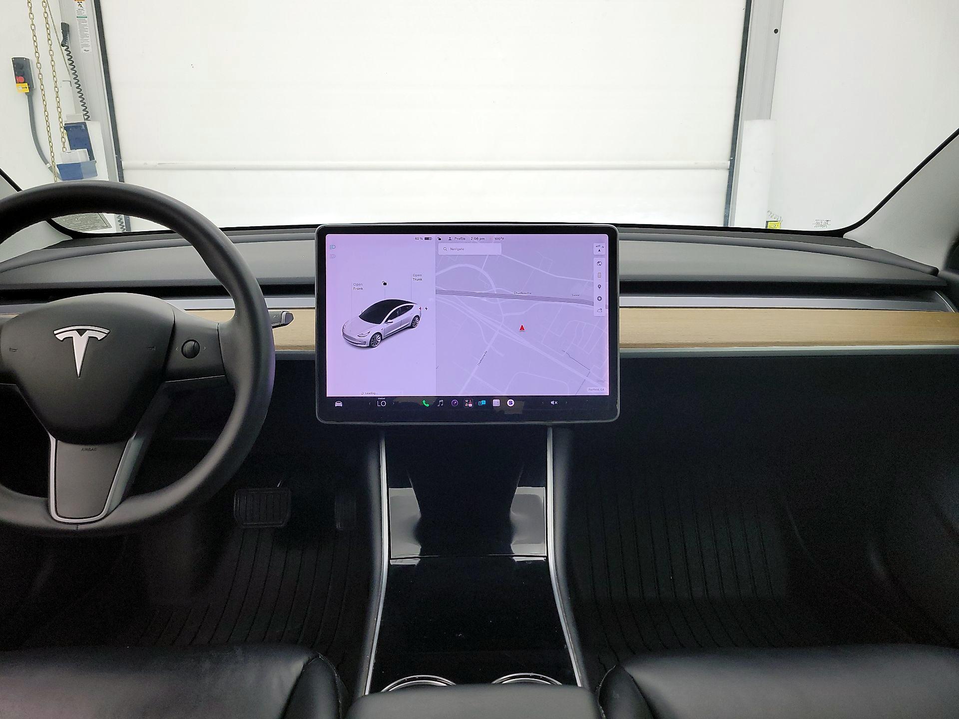 Thumbnail: 2020 Tesla Model 3 - 9