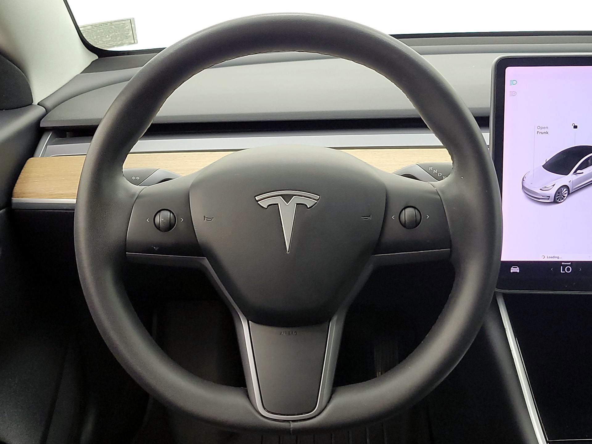 Thumbnail: 2020 Tesla Model 3 - 10